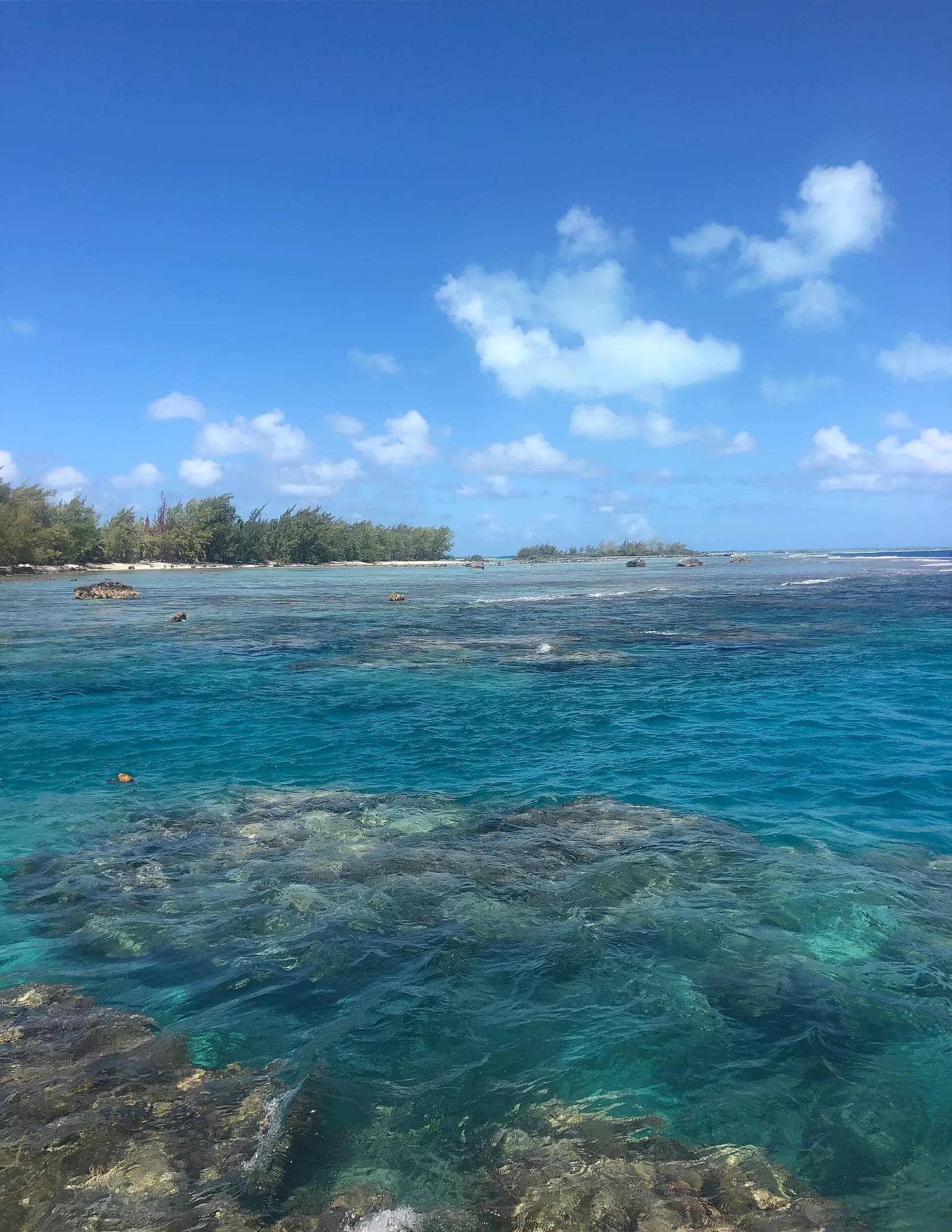 Atoll Anaa rive