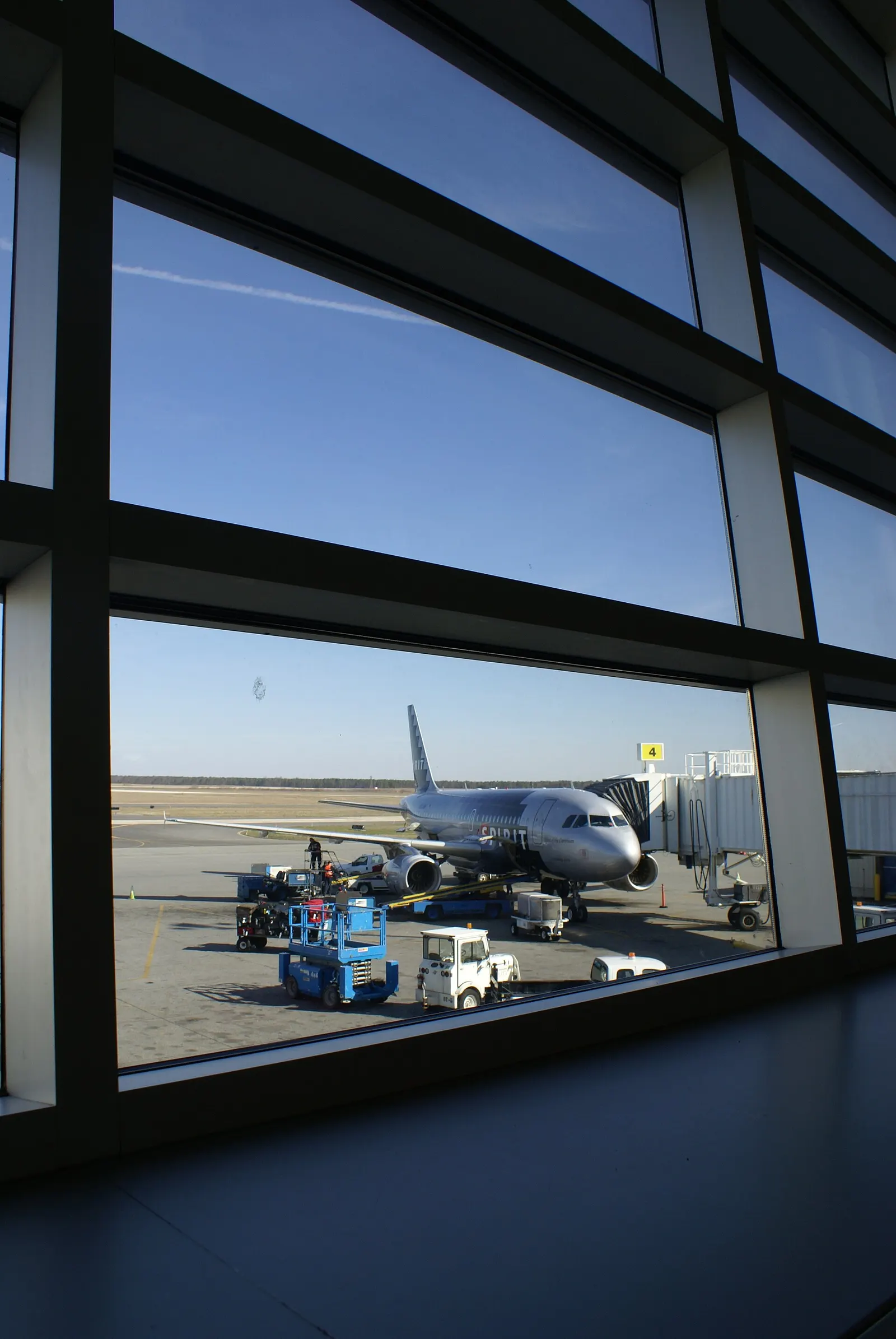 Airside view from the ACY terminal of a Spirit Airlines jet at a gate in 2007. Spirit ceased at ACY on 8 May 2026.