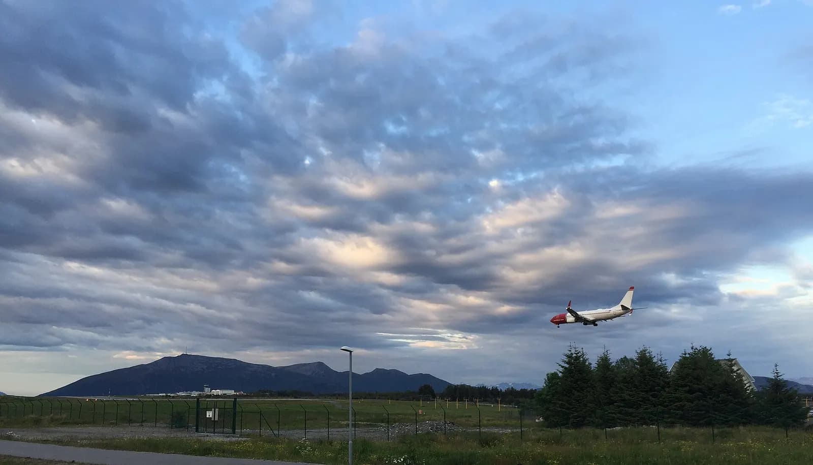 Aircraft on approach to Ålesund Airport Vigra