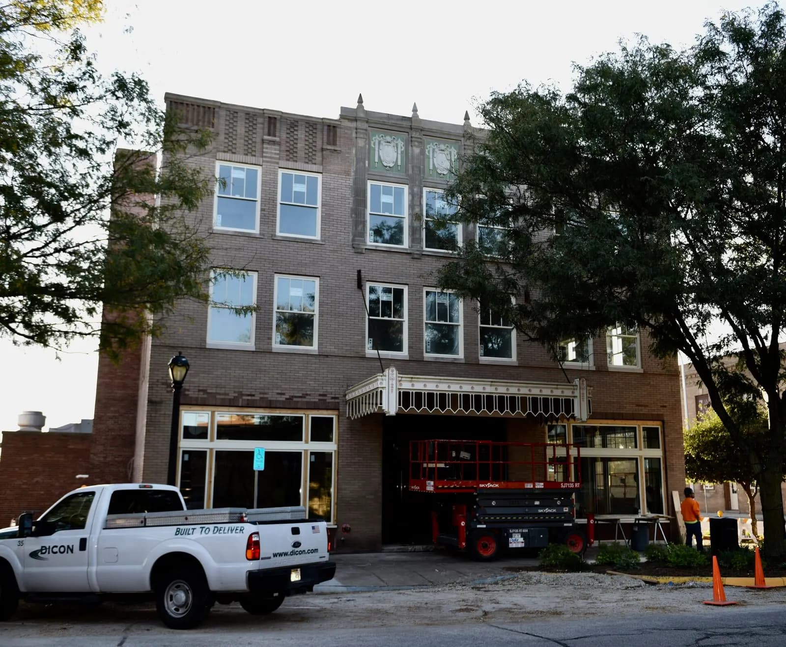 Hotel Whitney