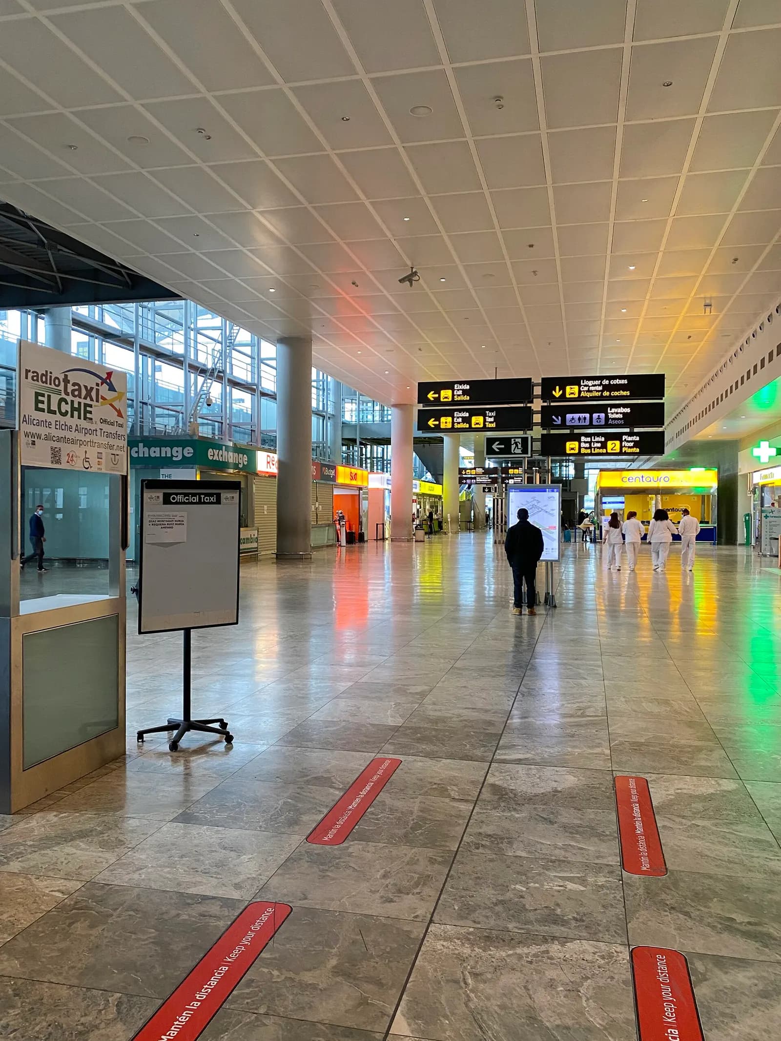 Arrivals hall at Alicante-Elche Airport