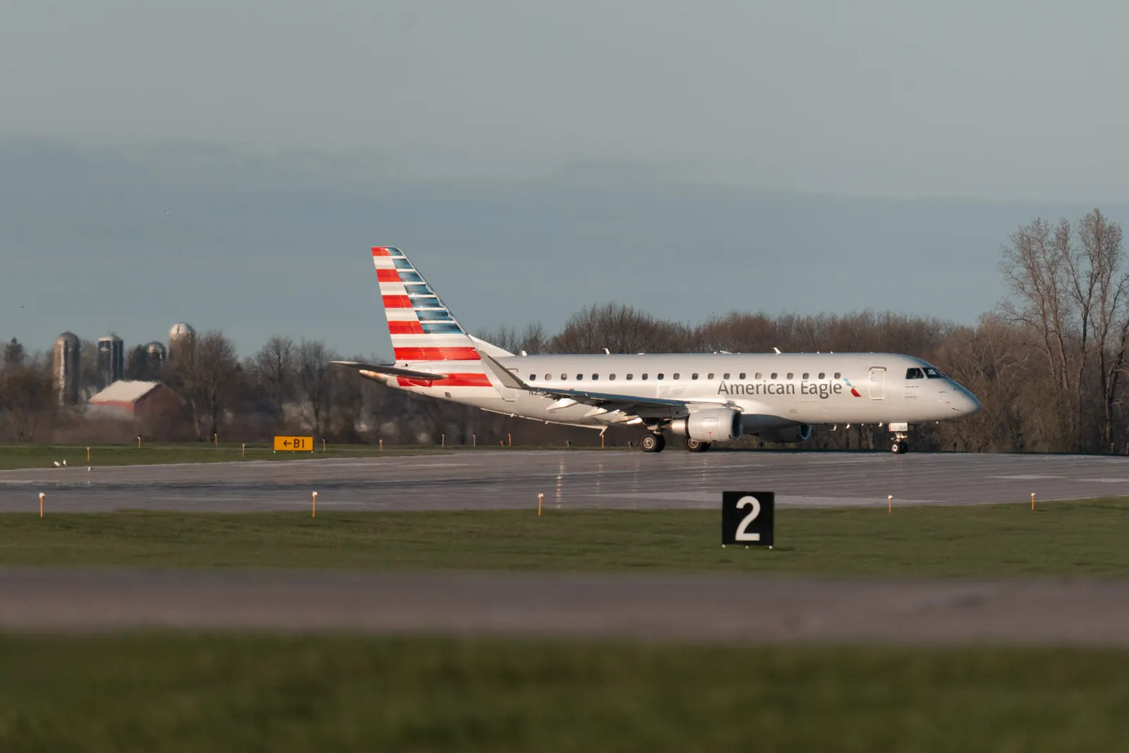 American Eagle regional jet taxiing at Appleton International Airport