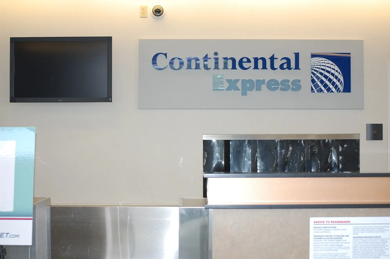 Leftover Continental Express ticket counter at Meadows Field Airport