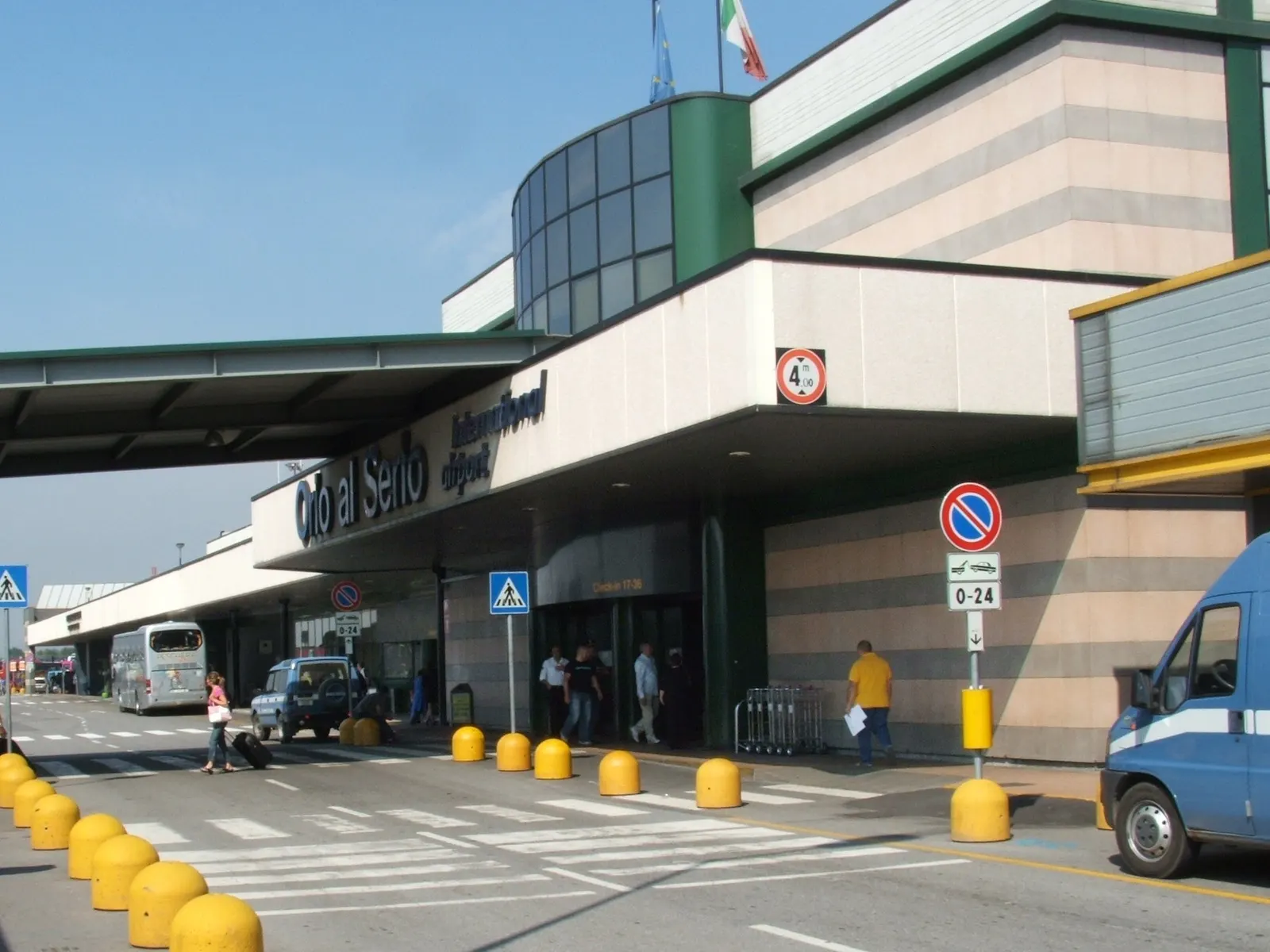 Approach view of Milan Bergamo Airport (Orio al Serio)