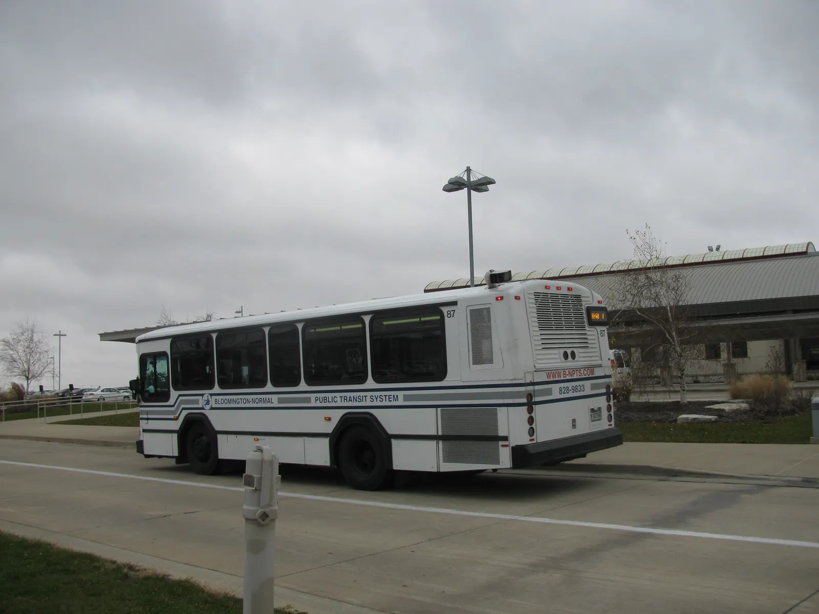 Transit bus at the Central Illinois Regional Airport terminal curb