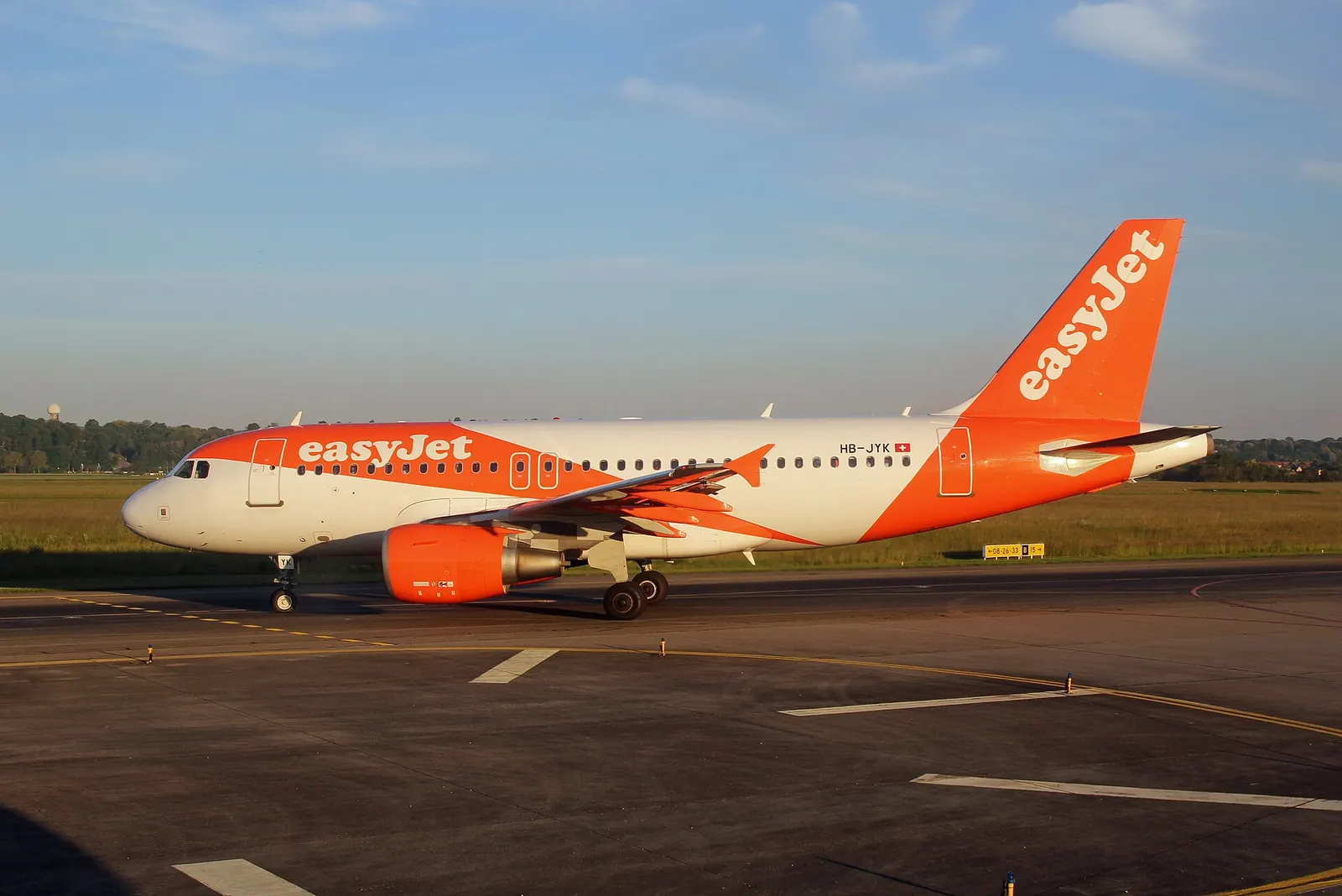 HB-JYK, c/n 4705, Euroairport Basel-Mulhouse-Freiburg (BSL/LFSB)