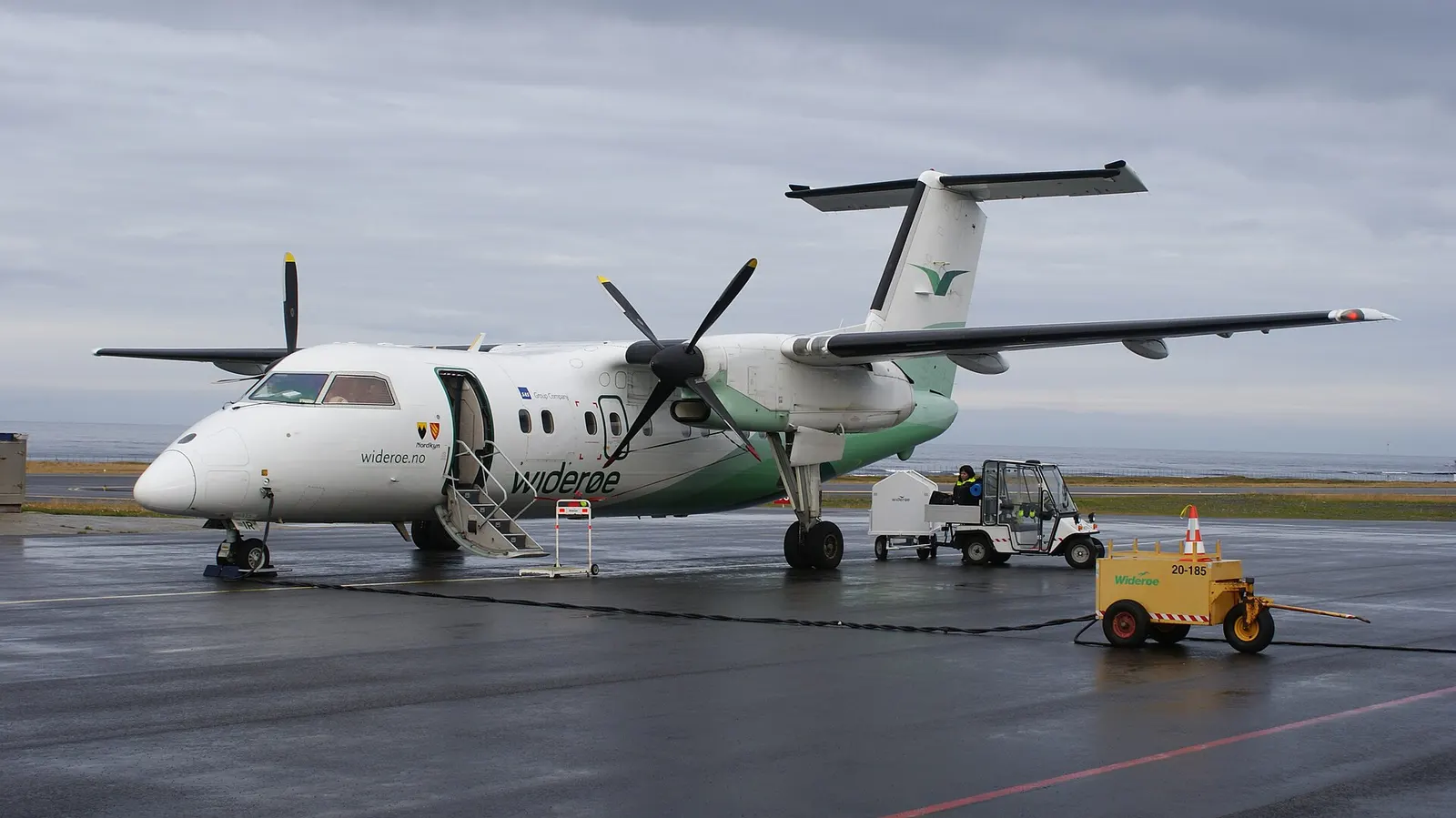 Berlevåg Airport, Varangerhalvøya, Finnmark, Norway. Widerøe Dash-8 100.