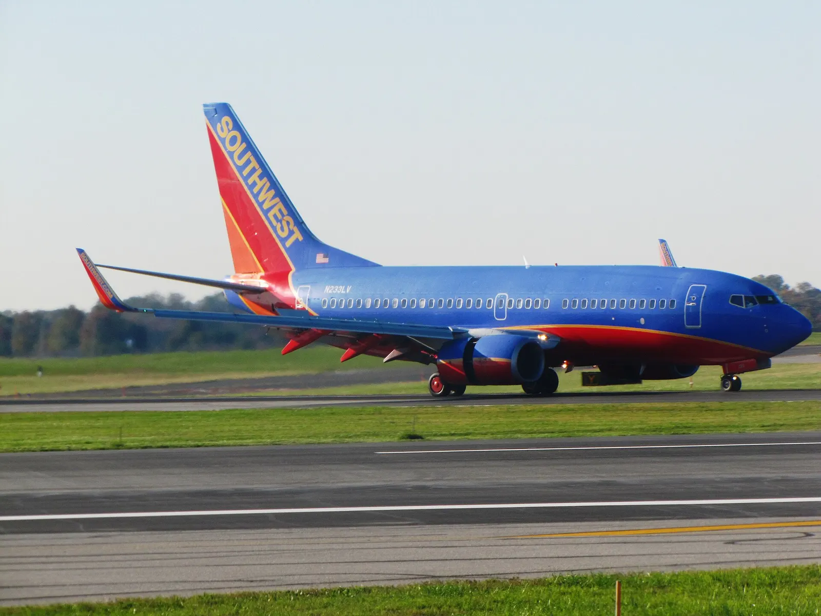Southwest Airlines Boeing 737-700 Baltimore/Washington International Thurgood Marshall Airport