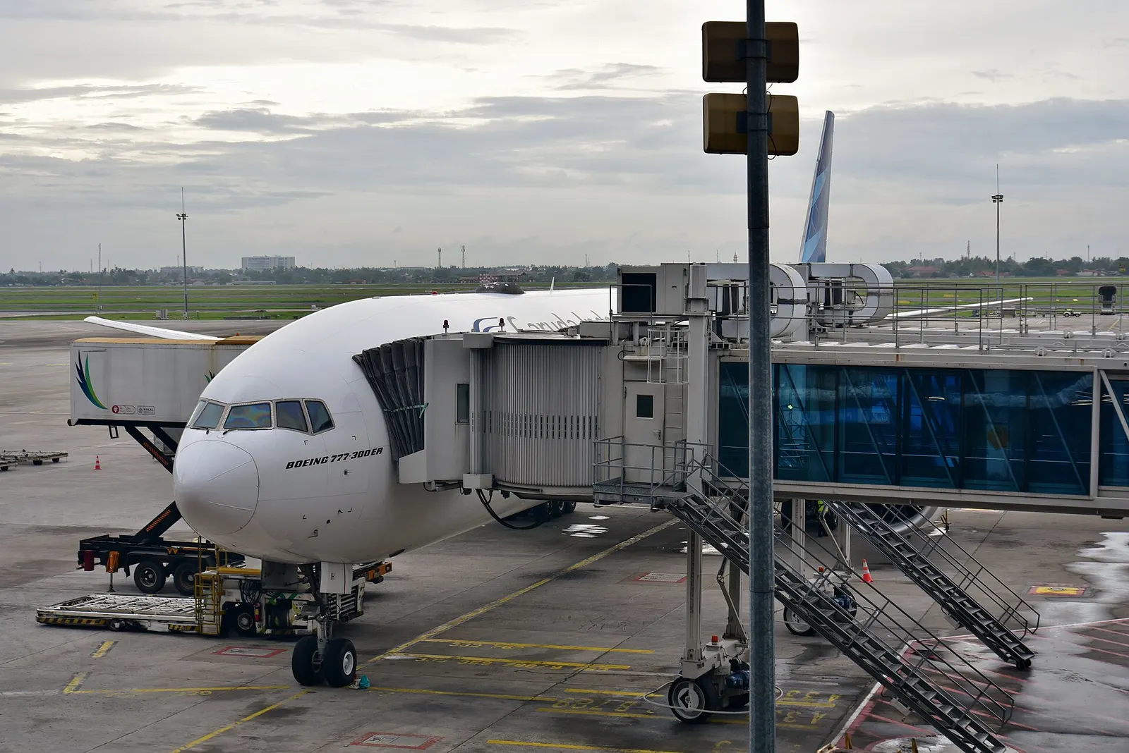 Garuda Indonesia Boeing 777-3U3ER PK-GIH at Terminal 3, Soekarno–Hatta International Airport (CGK/WIII) near Jakarta, Indonesia