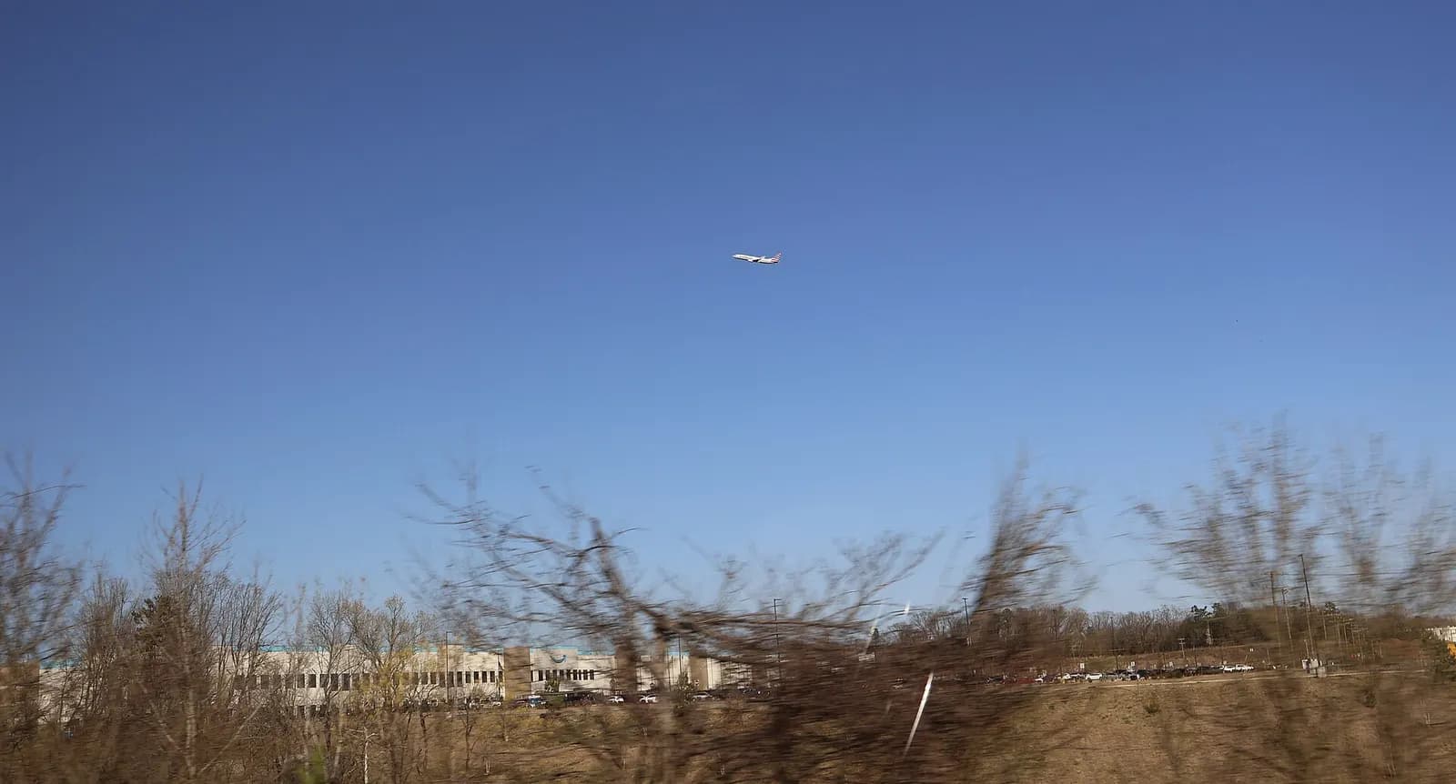 American Airlines Boeing 737 Taking-off from Charlotte Douglas International Airport in Mecklenburg County, North Carolina.
