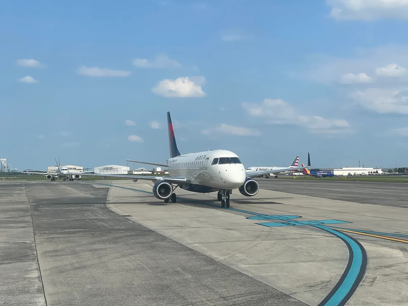 Delta Airlines Embraer ERJ 170-100 at Charlotte Douglas International Airport