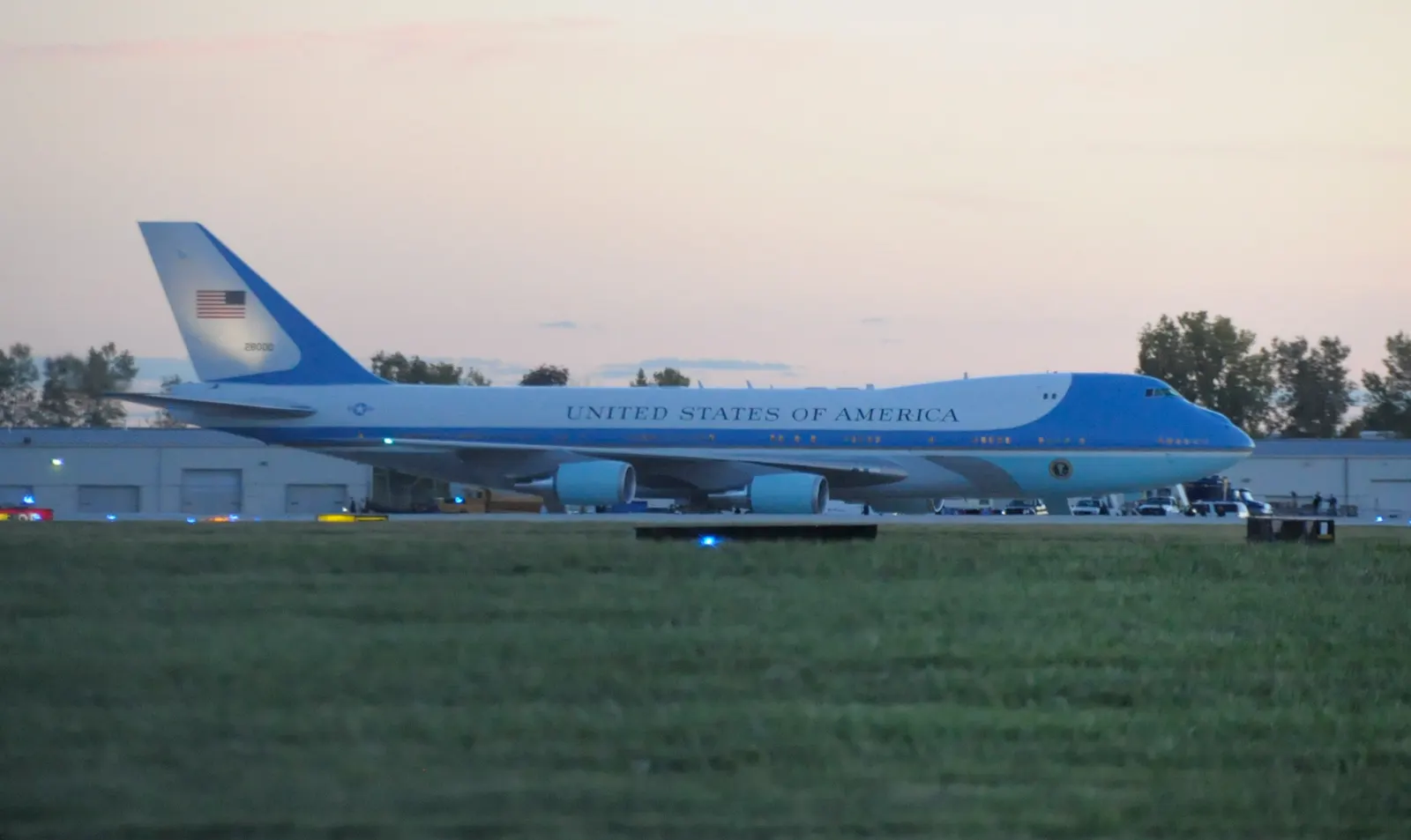 Air Force One 28000 at John Glenn Columbus International Airport (CMH), 10-13-2016
