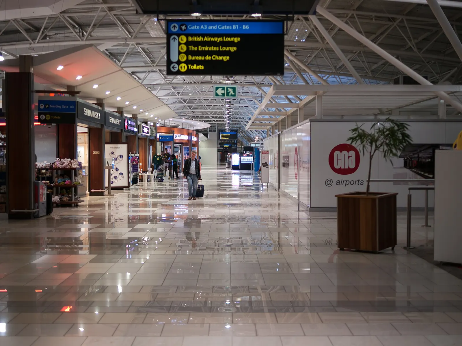 International concourse of Cape Town Airport, after Wikimania 2018