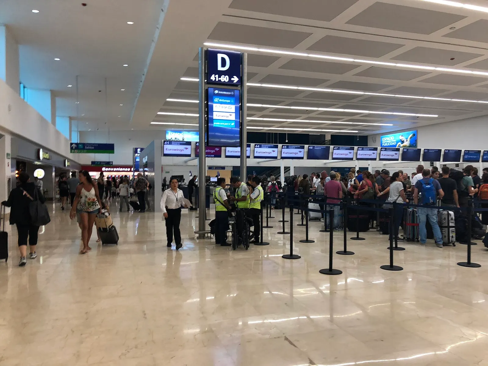 Terminal 4 of Cancún International Airport.