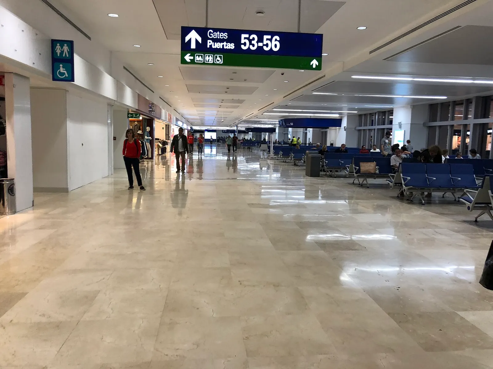 Terminal 4 of Cancún International Airport.
