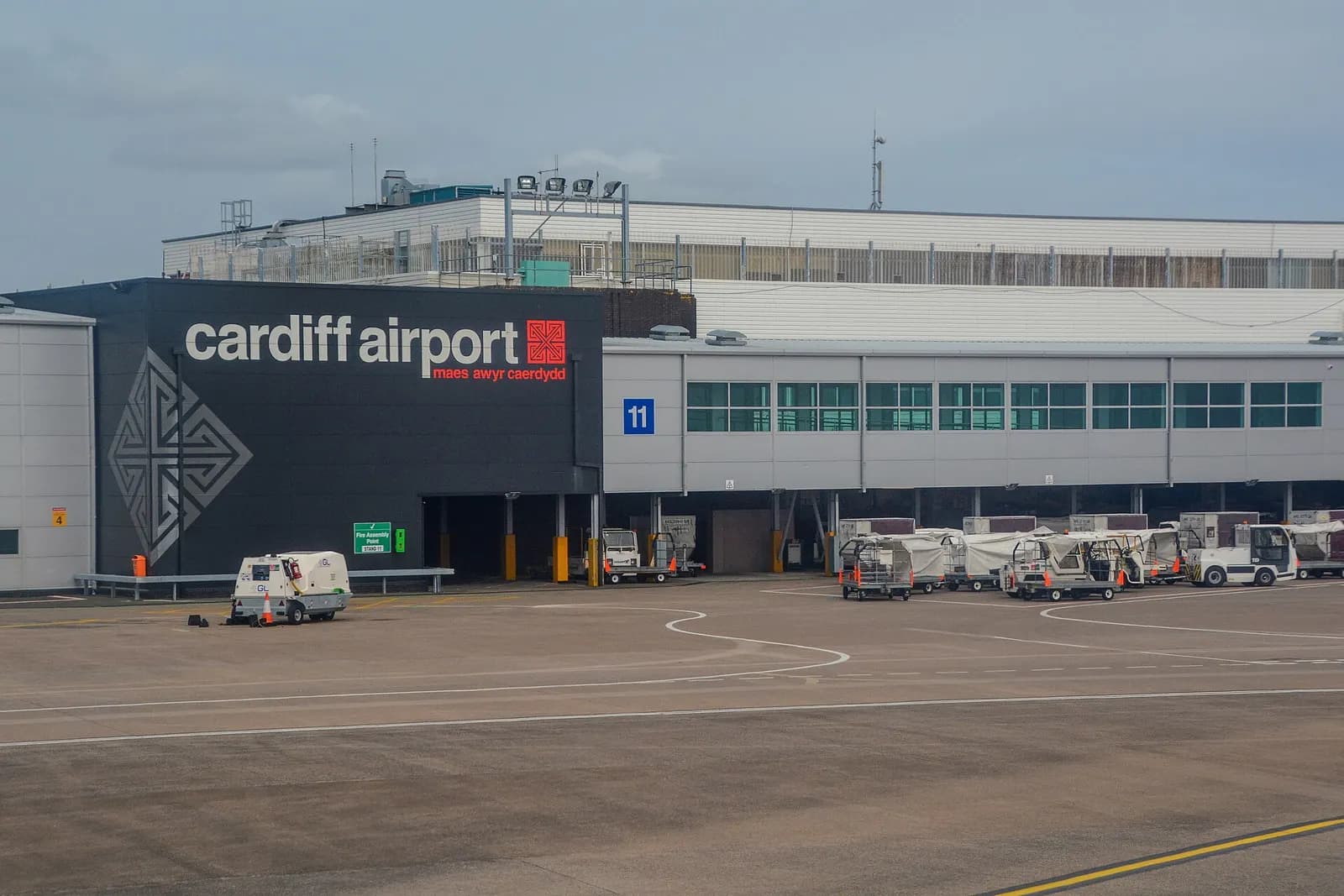 Cardiff Airport : Terminal Building