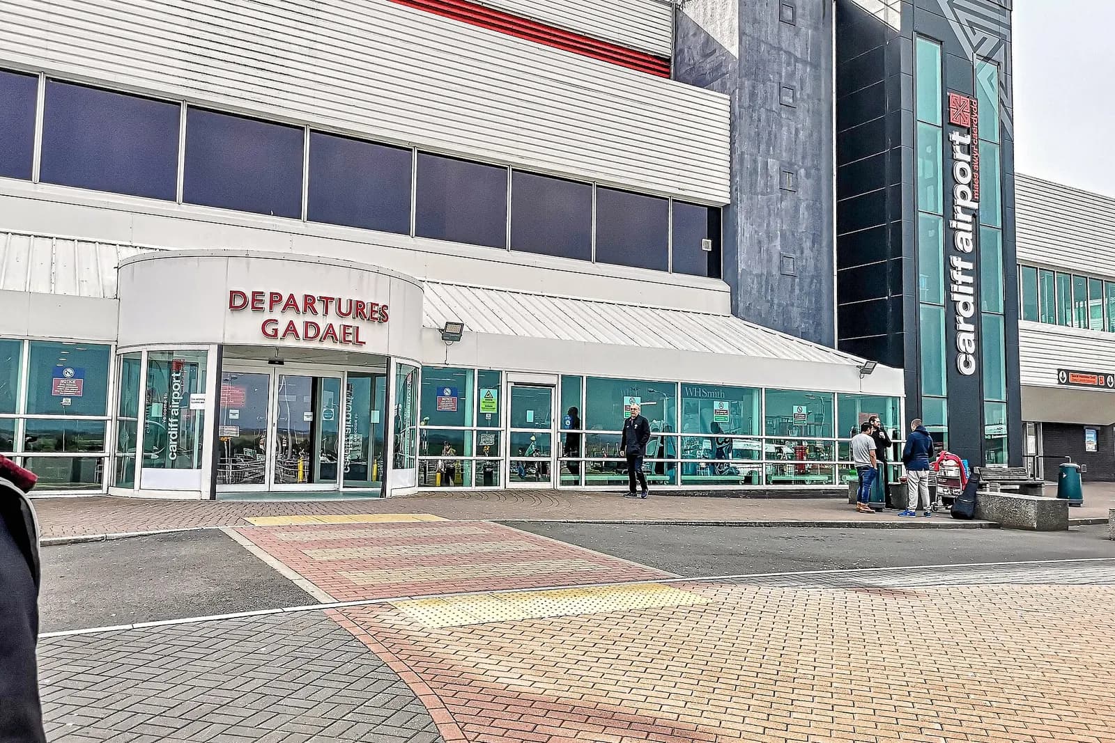 Cardiff Airport : Terminal Building