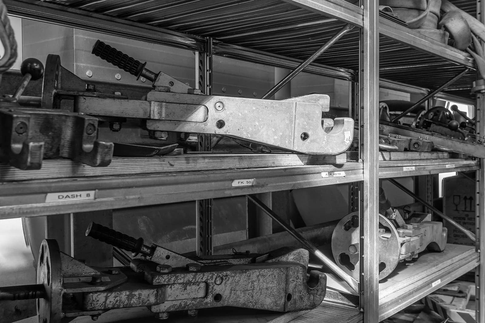 Dresden International Airport, Towbar Collection