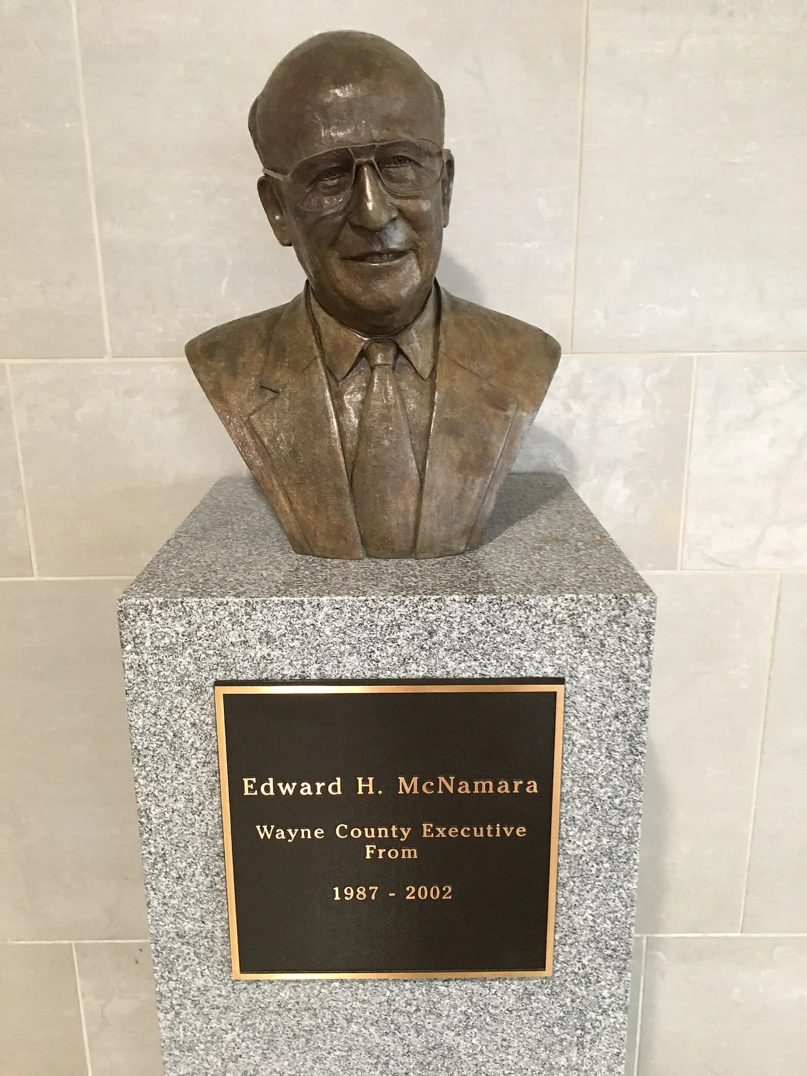 Commemorative bust of an important Wayne County executive, in the Detroit Metropolitan Wayne County Airport