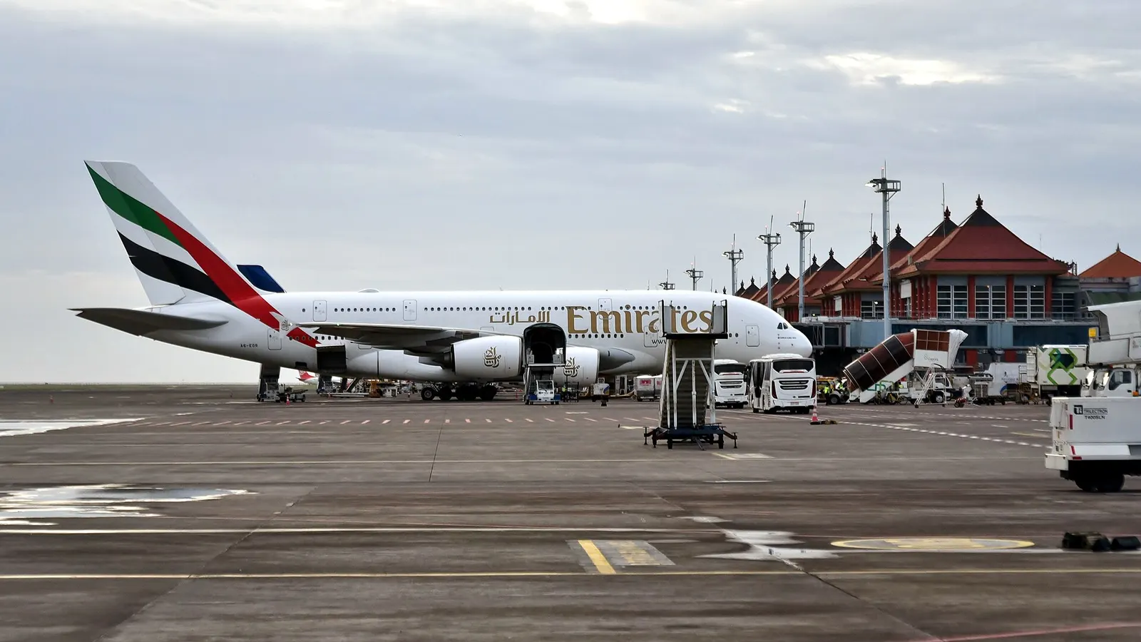 Emirates Airbus A380 A6-EOR pausing at Ngurah Rai International Airport (DPS/WADD), Denpasar, Bali, Indonesia, between arriving from Dubai International Airport (DXB/OMDB) as EK398 and departing for the same airport as EK399