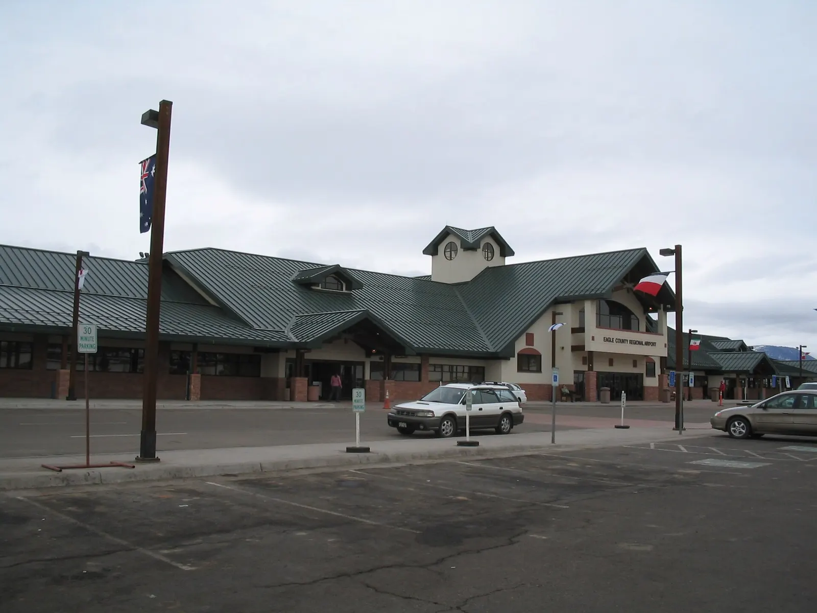 Historic 2005 Eagle County Airport terminal exterior before the 2019 replacement
