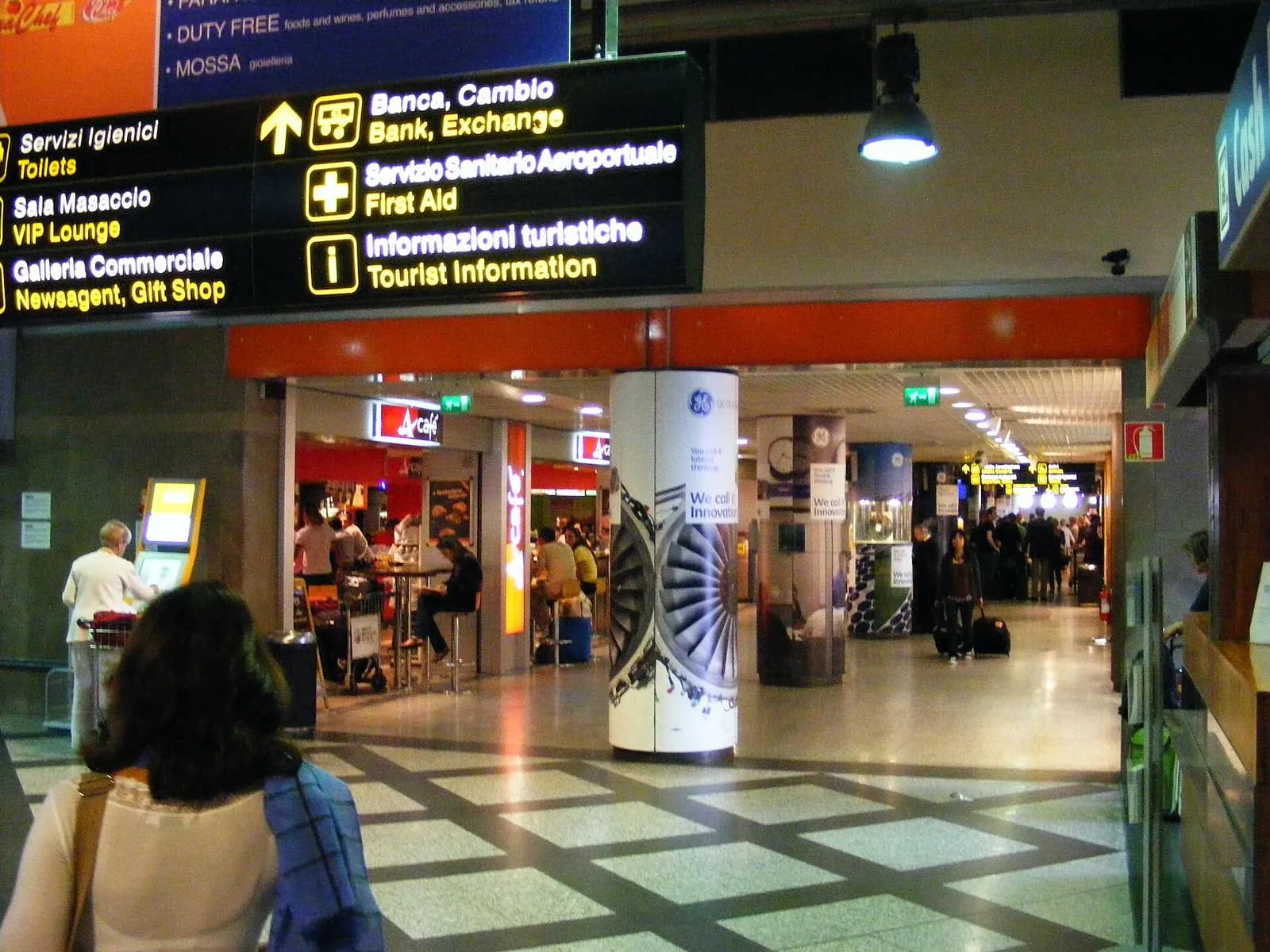 Florence Peretola Airport ground-floor terminal hall