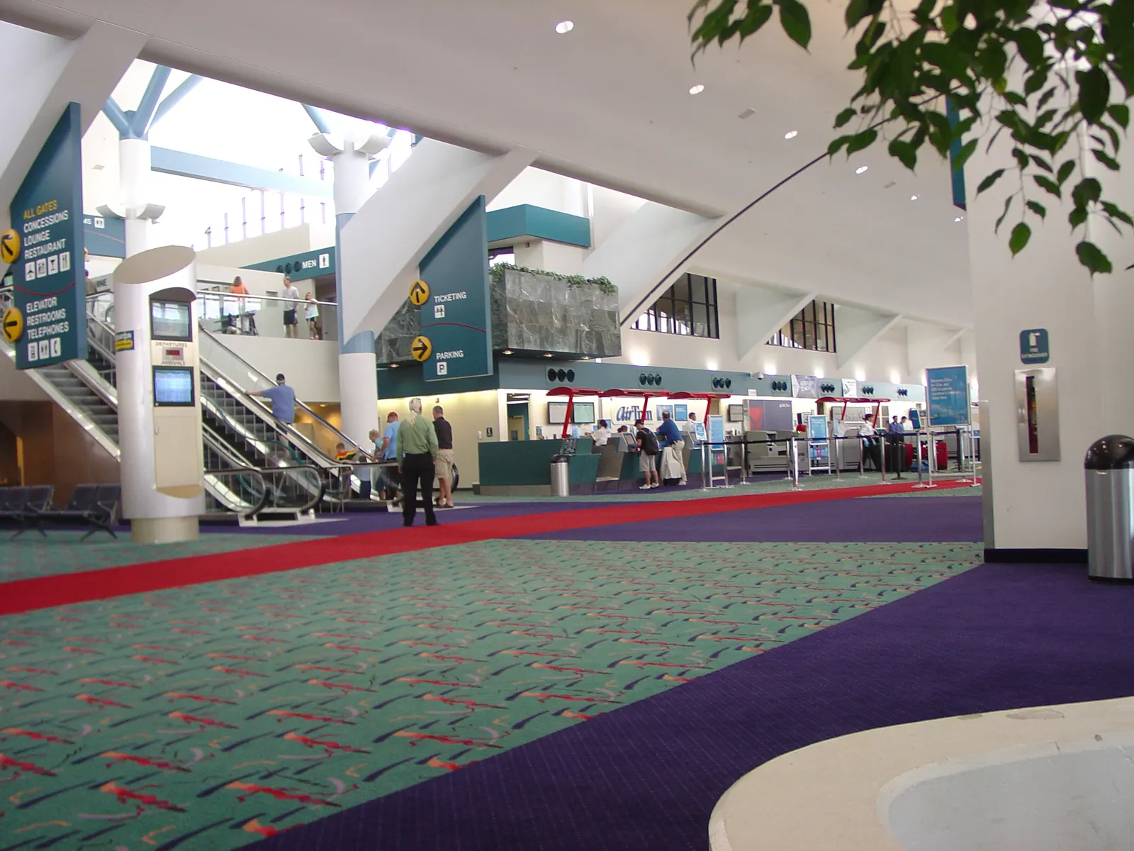 Historic June 2008 terminal interior of Bishop International Airport in Flint, Michigan