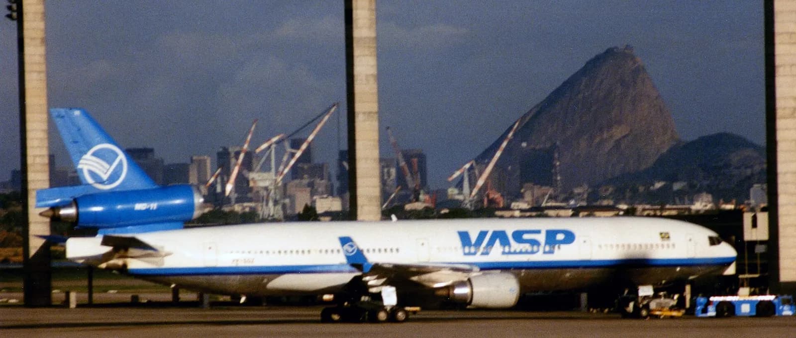 Rio de Janeiro International Airport. EOS1000FN scanned prints.