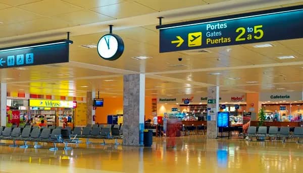 Girona-Costa Brava airside boarding area toward gates 2–5