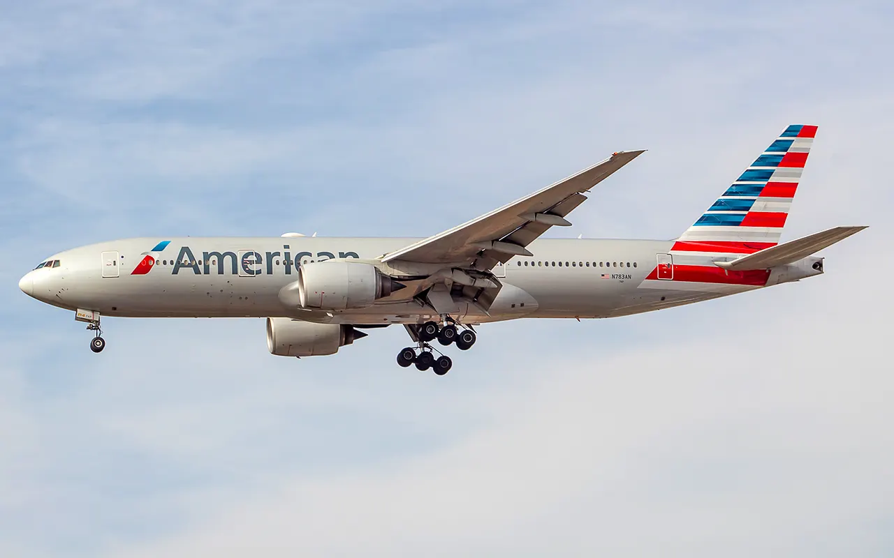 Foto do Boeing 777-223ER American Airlines Aeroporto Internacional de São Paulo/Guarulhos – Governador André Franco Montoro no Brasil