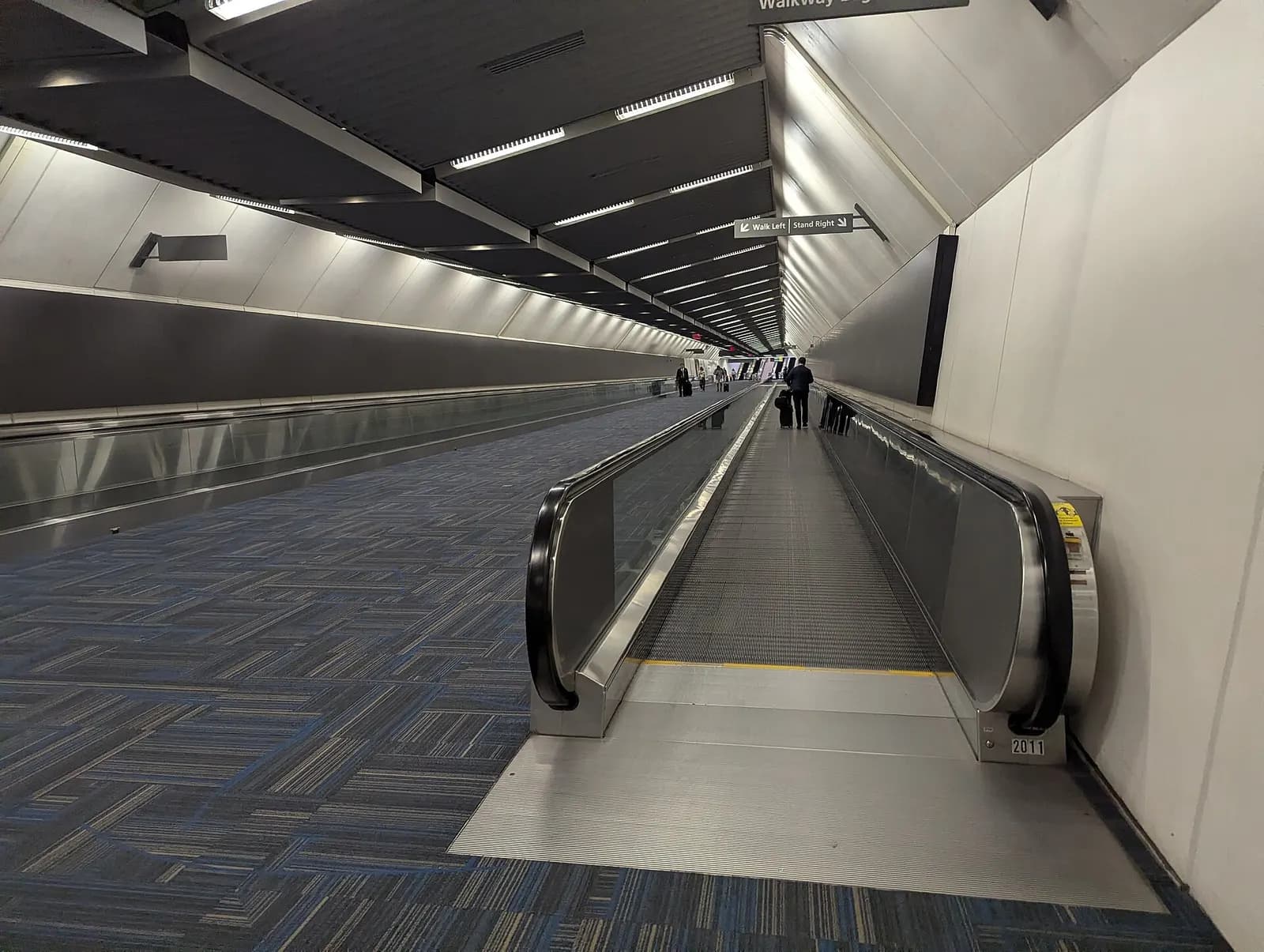 The moving sidewalk leading from the Metro station to the main terminal at Washington Dulles International Airport.