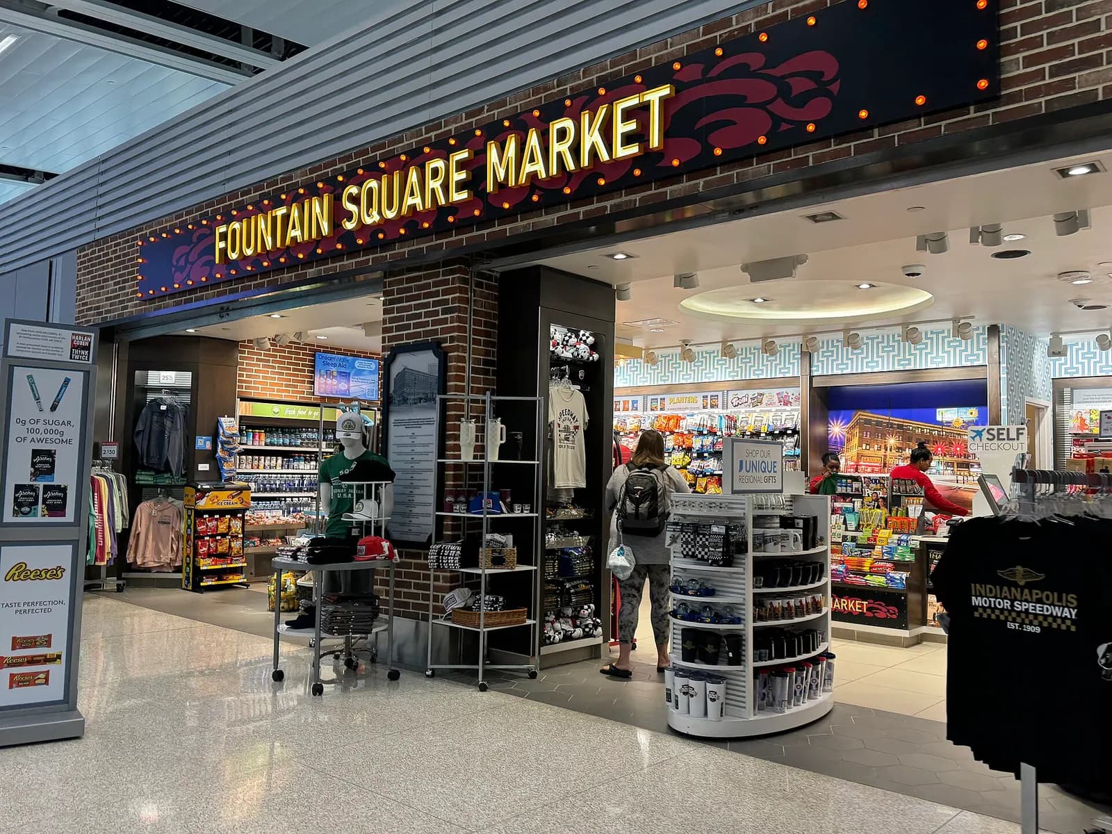 Fountain Square Market at the Indianapolis International Airport