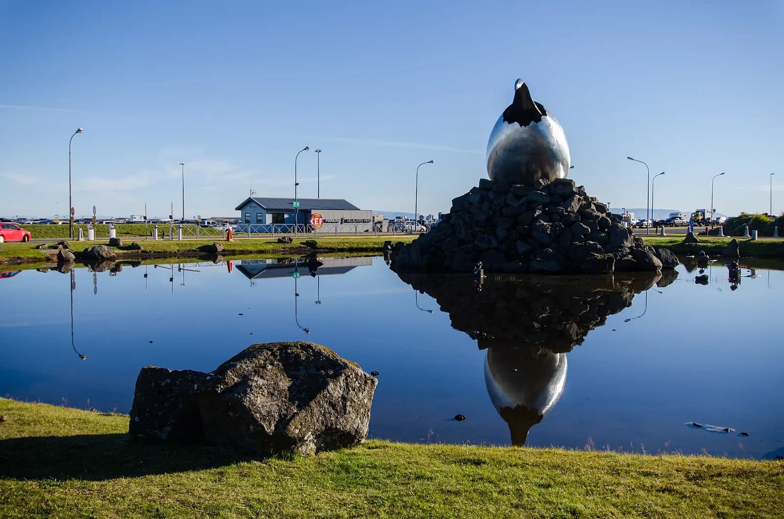 Terminal exterior and roadway at Keflavík International Airport