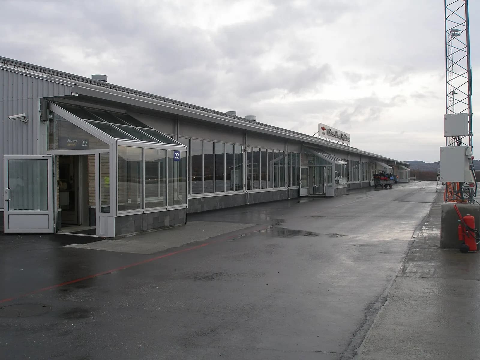 Kirkenes Airport terminal exterior at Høybuktmoen