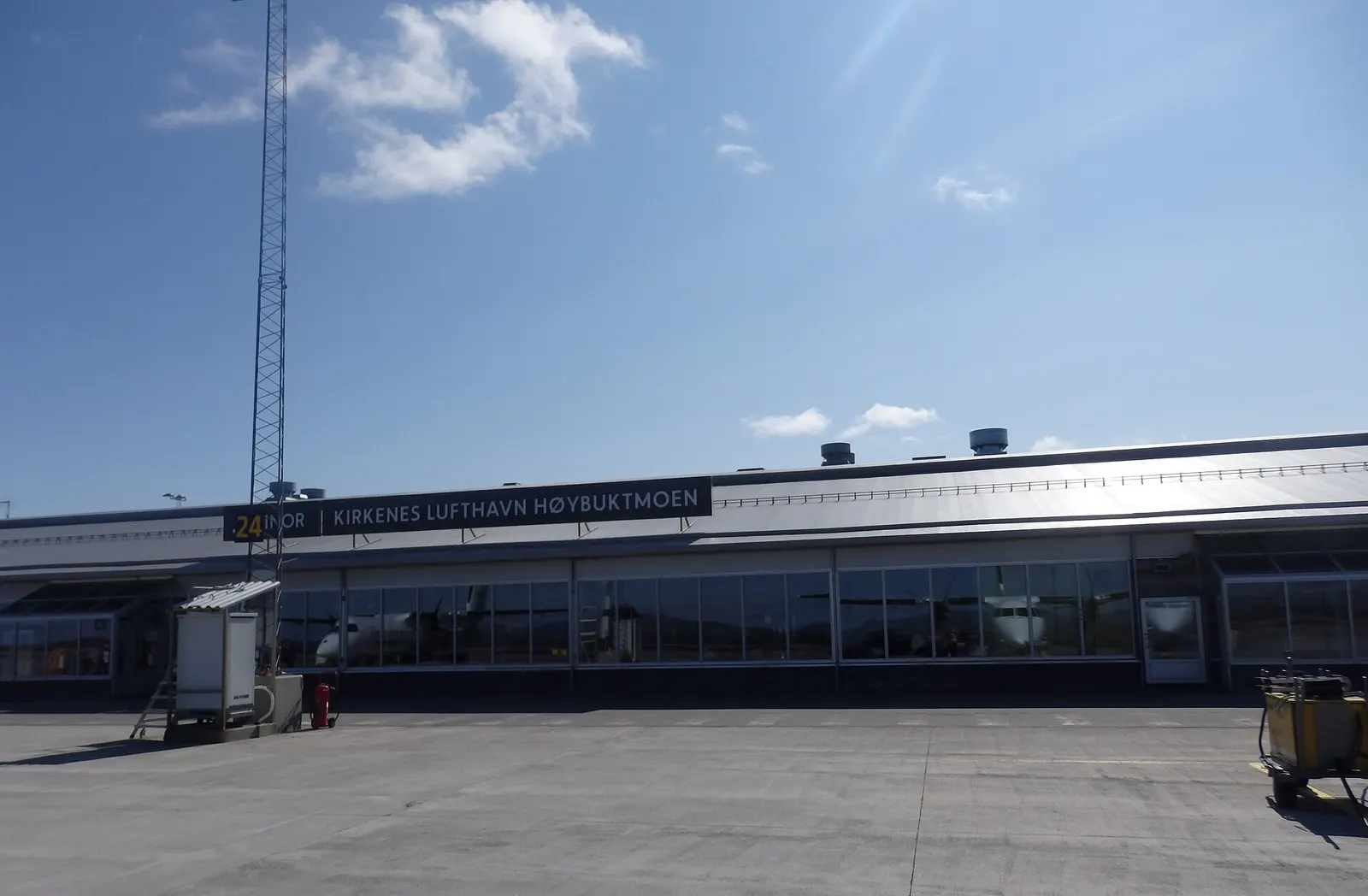 Kirkenes Airport, Høybuktmoen terminal area in 2015