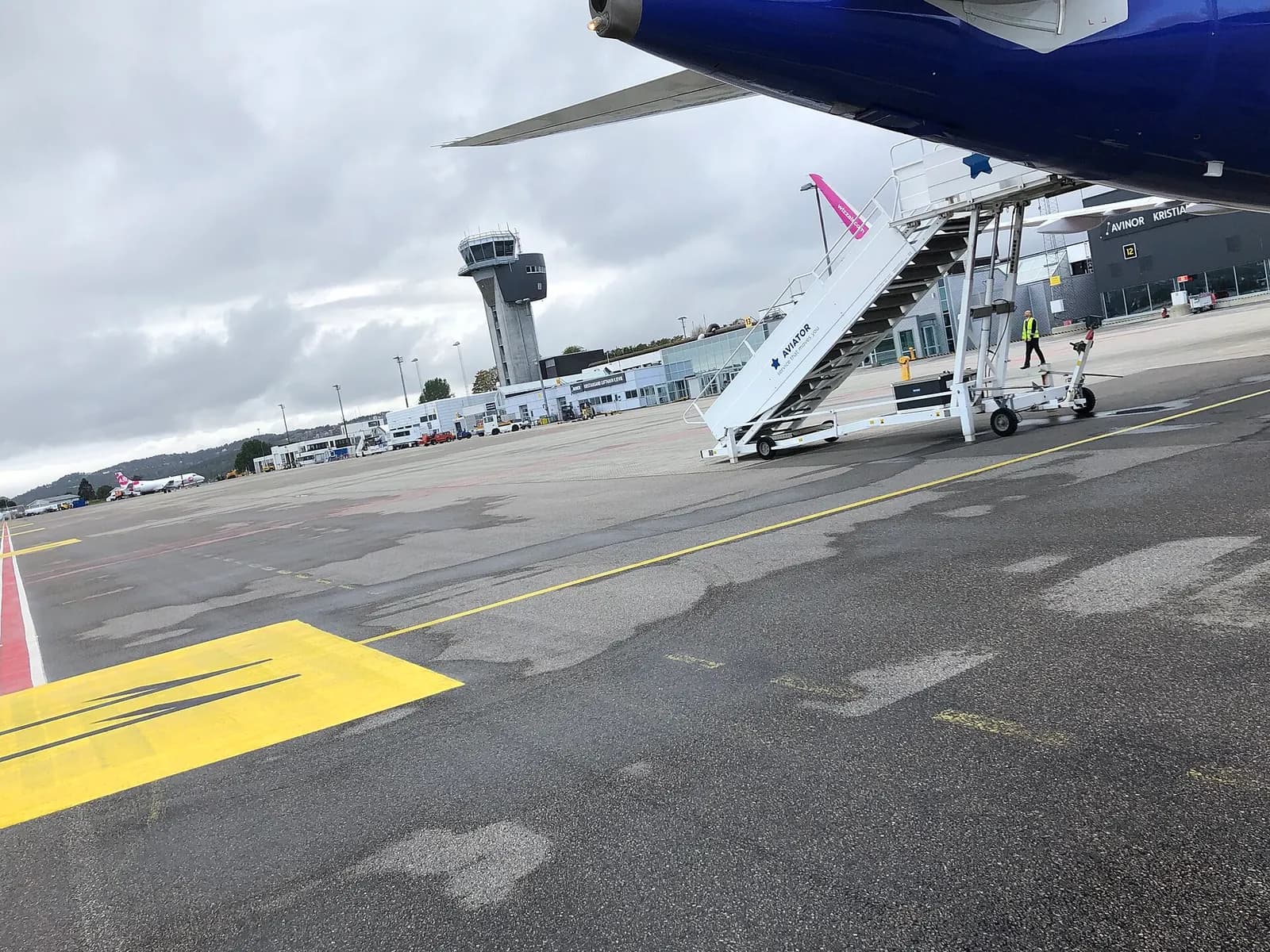 Tarmac and terminal building at Kristiansand Airport, Kjevik