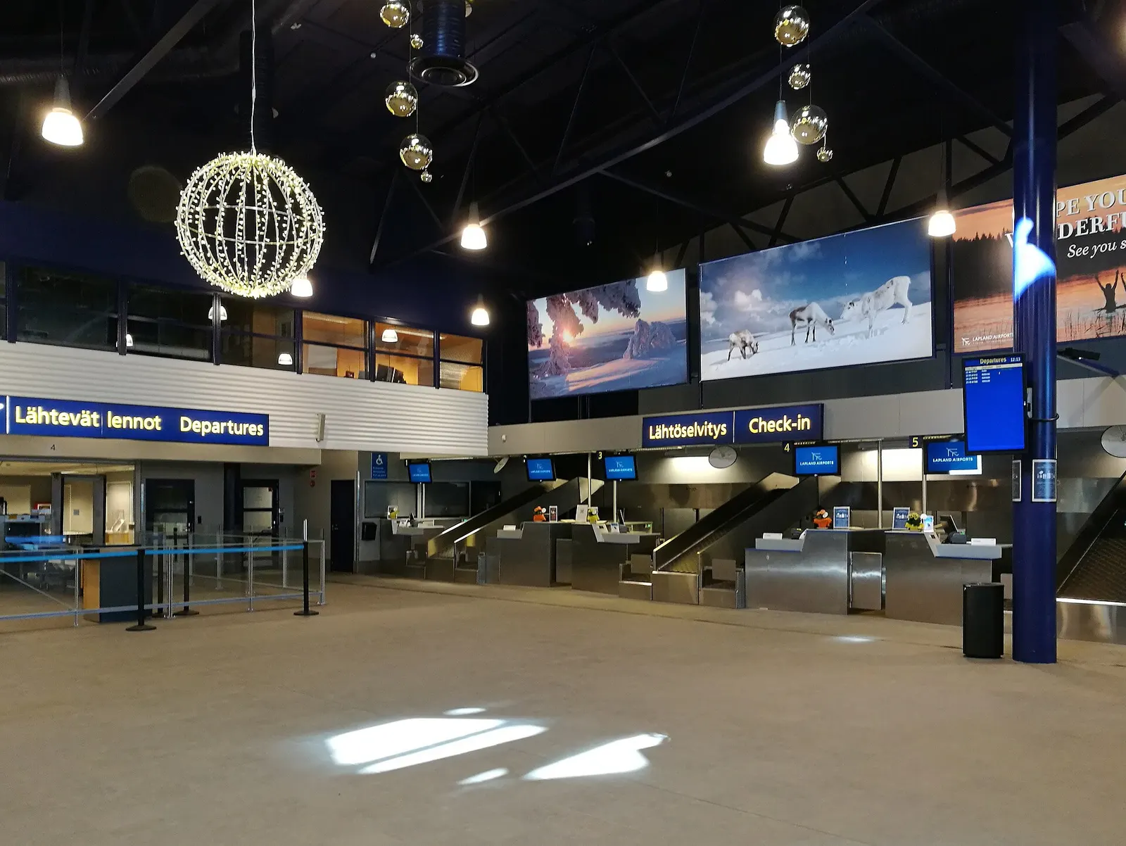 Interior of the Kittilä Airport terminal