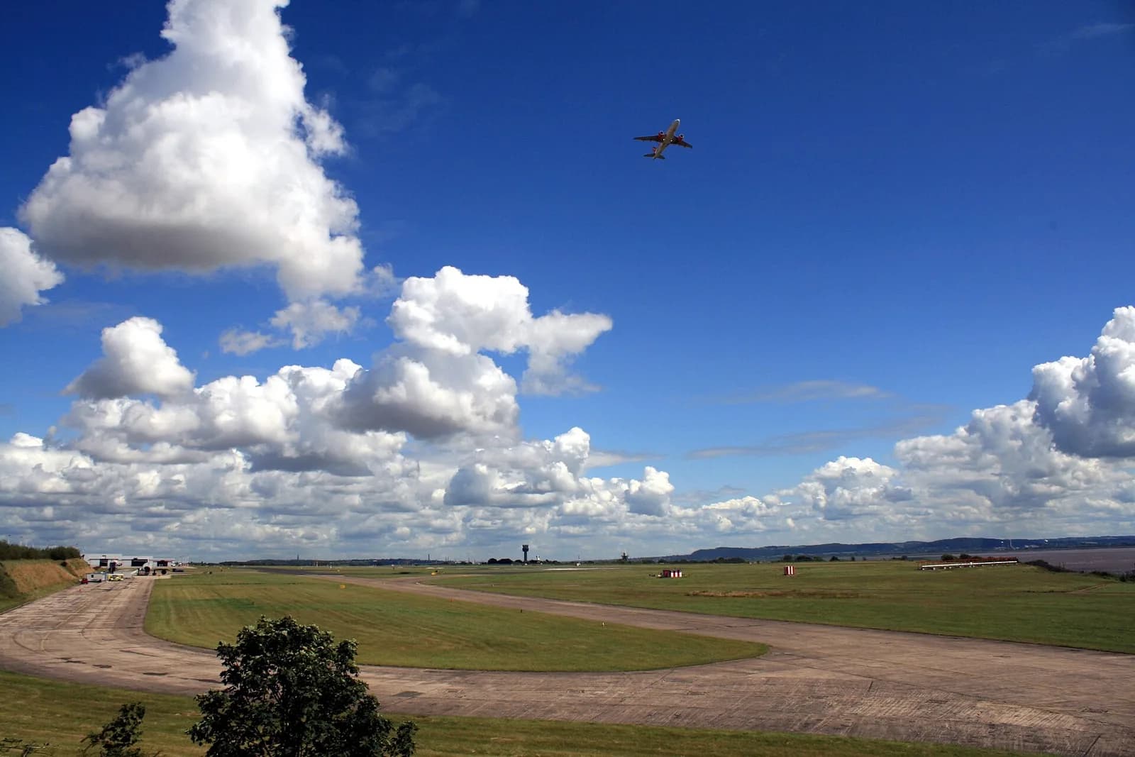 Liverpool John Lennon Airport terminal approach