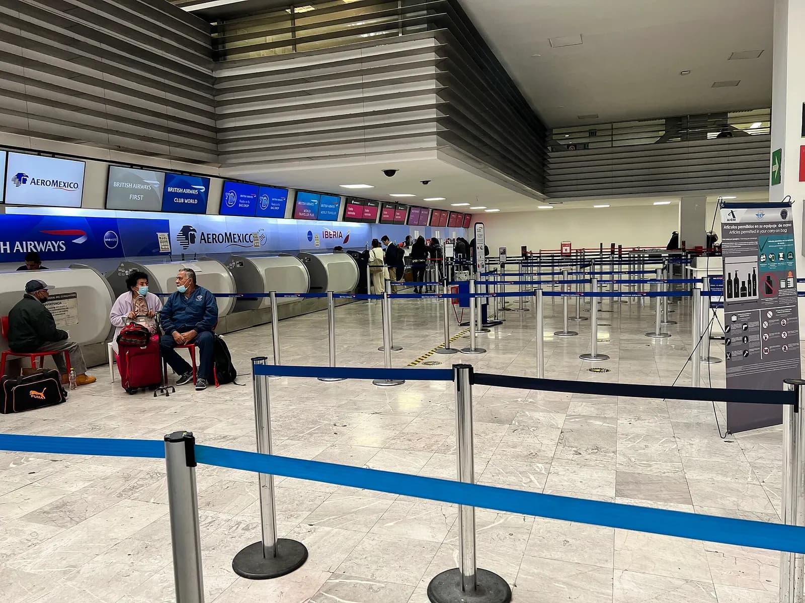 Mostradores de documentación internacionales de la T1 del Aeropuerto Internacional de la Ciudad de México.