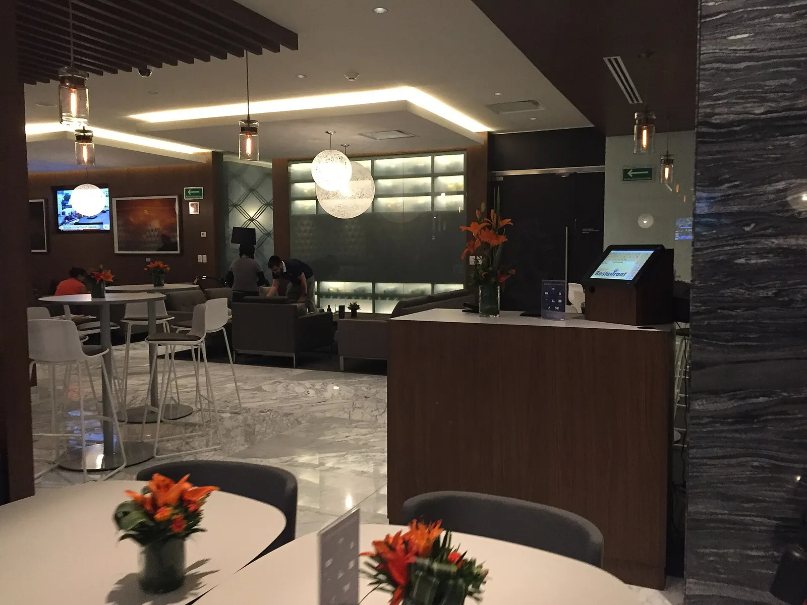 Salón VIP American Express Lounge en la Terminal 1 del Aeropuerto Internacional de la Ciudad de México.