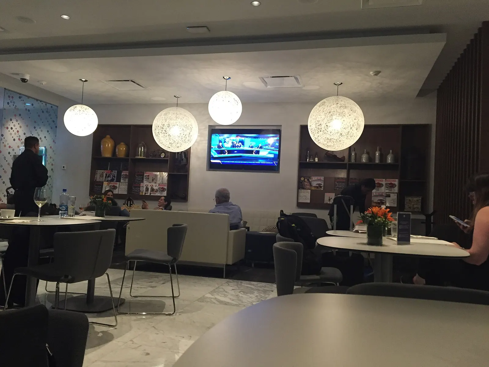 Salón VIP American Express Lounge en la Terminal 1 del Aeropuerto Internacional de la Ciudad de México.