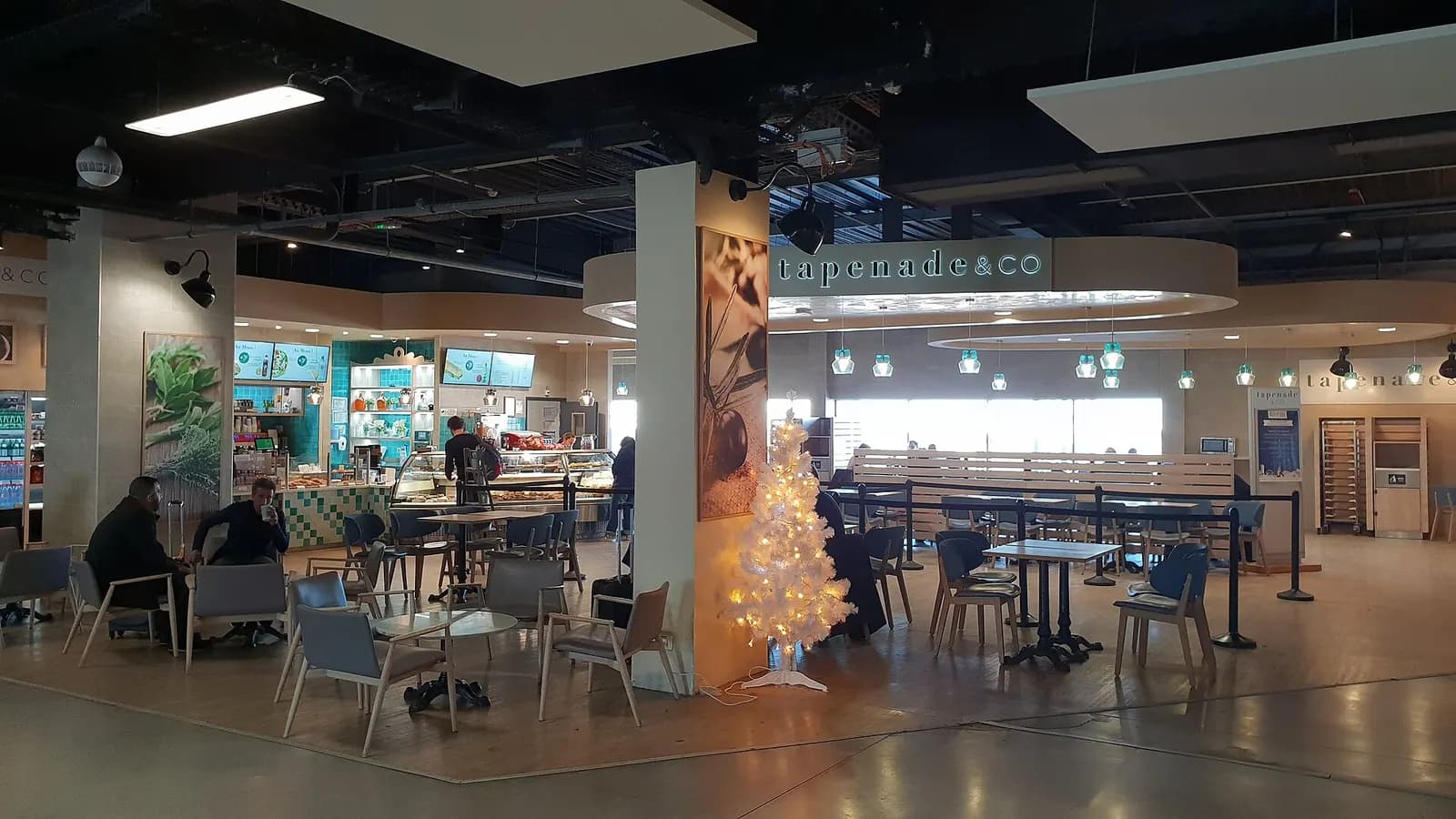 Restaurant Tapenade & Co dans l'aéroport Marseille-Provence (France)