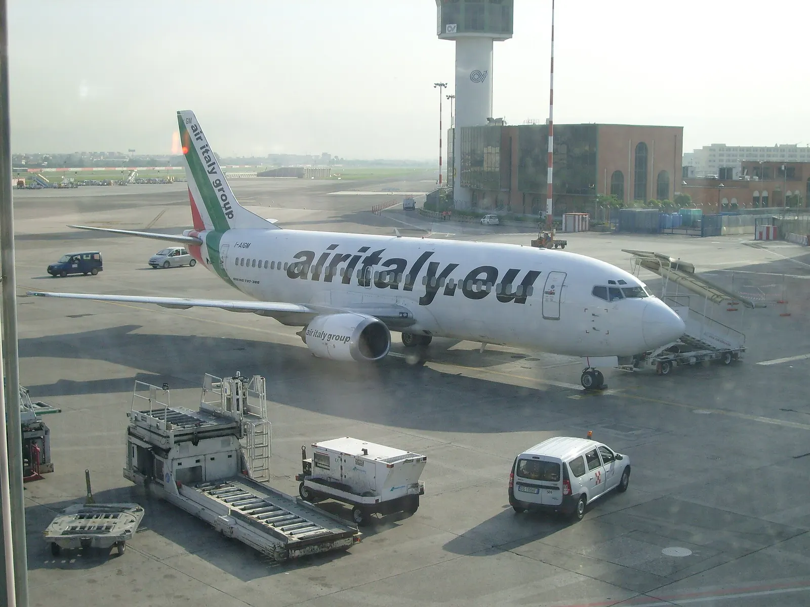 Air Italy Boeing 737 on the apron at Naples Capodichino (LIRN)