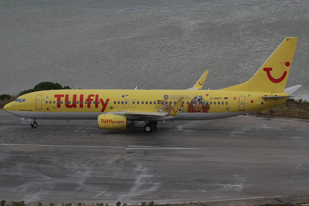 D-AHFT TUIfly Boeing 737-800 "Albrecht Dürer Airport Nürnberg" special colours