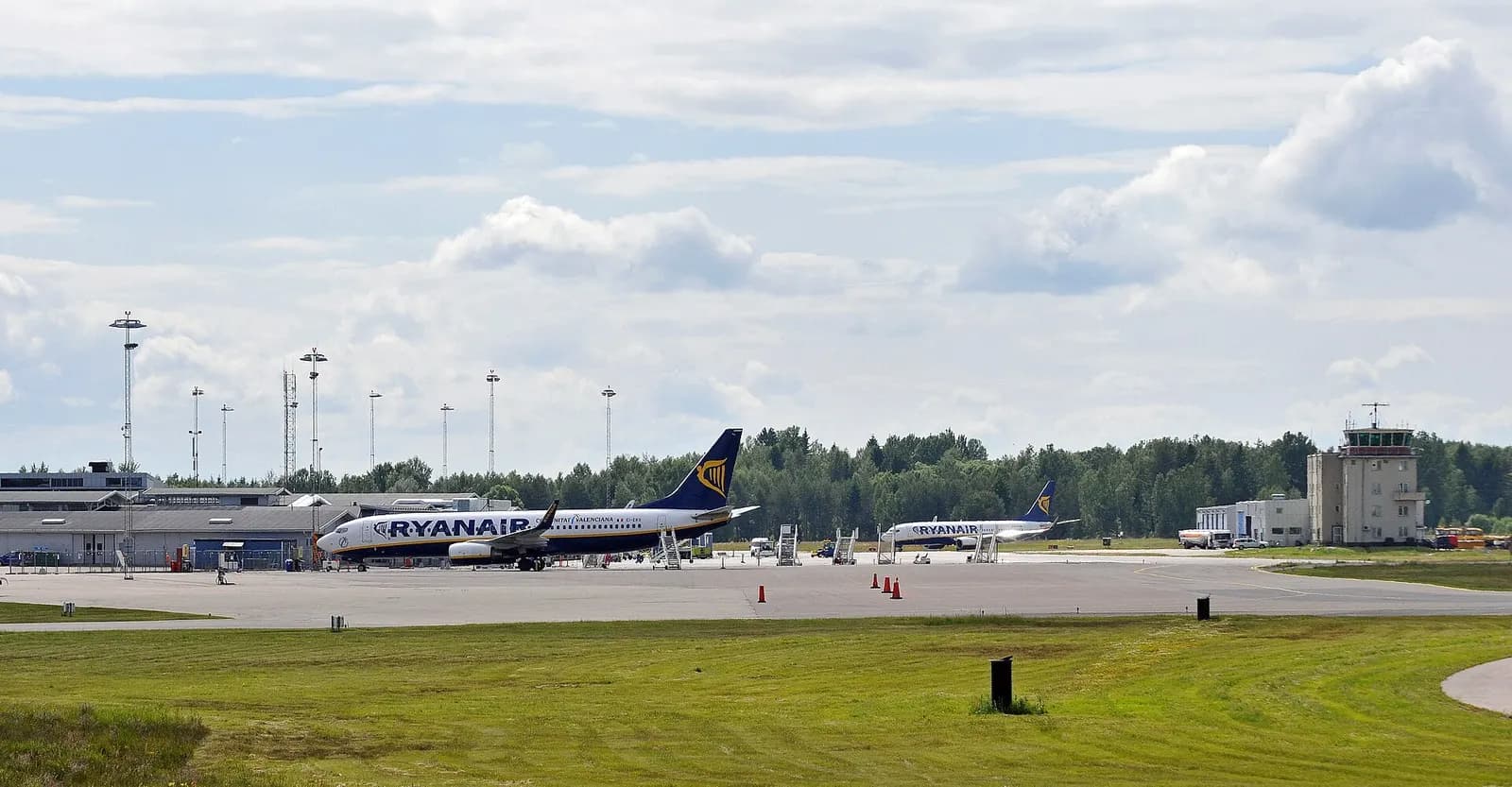 Aircraft and terminal apron at Skavsta Airport