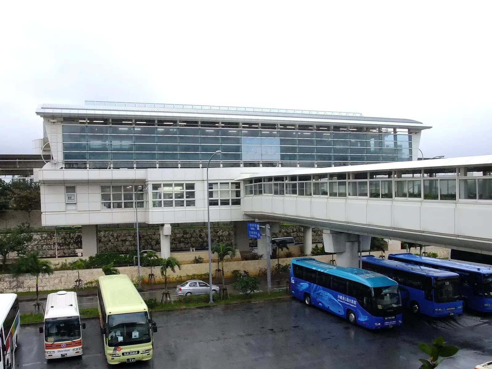 Yui Rail train at Naha Airport Station
