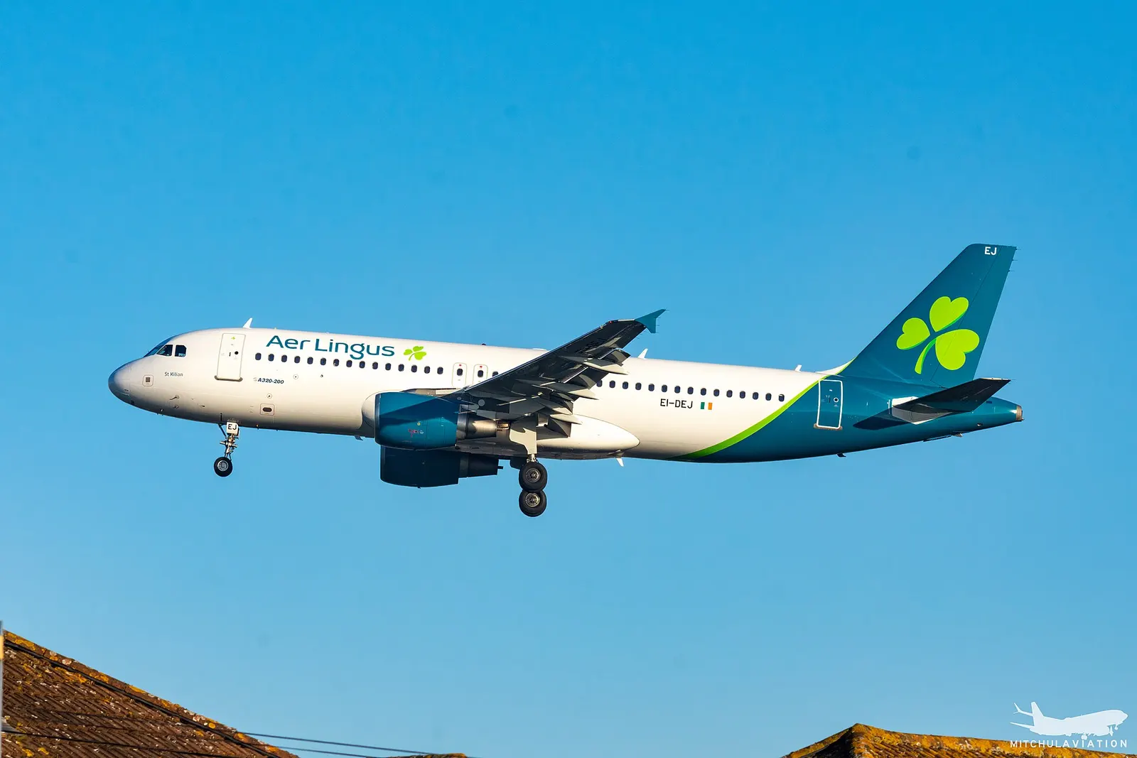 Operator: Aer Lingus (EI/EIN) – Ireland Aircraft: Airbus A320-214 – EI-DEJ MSN: 02364 – Delivered: Jan 2005 Flight Number: EI710 Callsign: EIN71K – Shamrock Seven One Kilo Date: 06/02/2023 Route: Cork Airport (ORK/EICK) – London Heathrow Airport (LHR/EGLL) © Mitchell R Hope