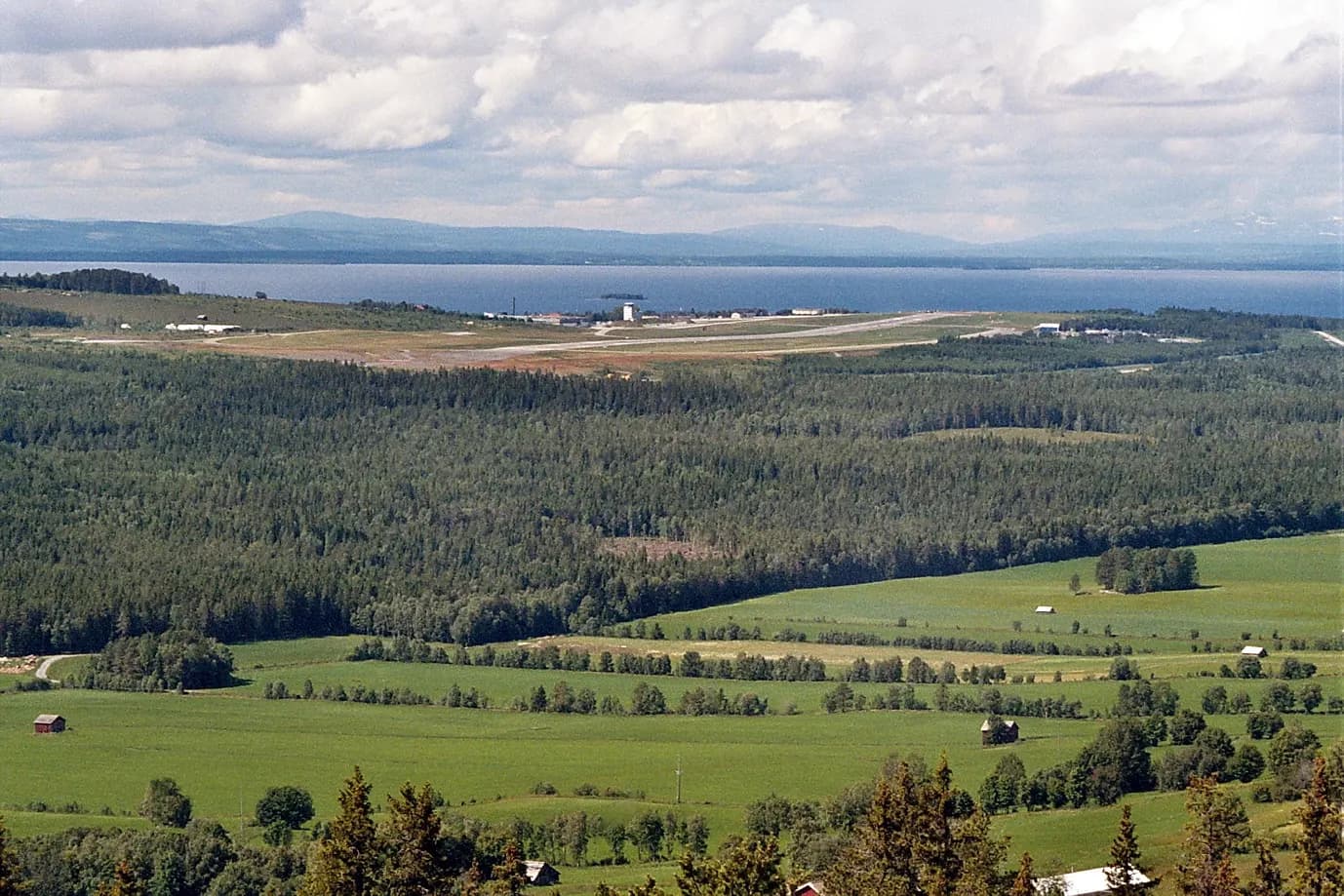 Airport Östersund — Åre Östersund Airport