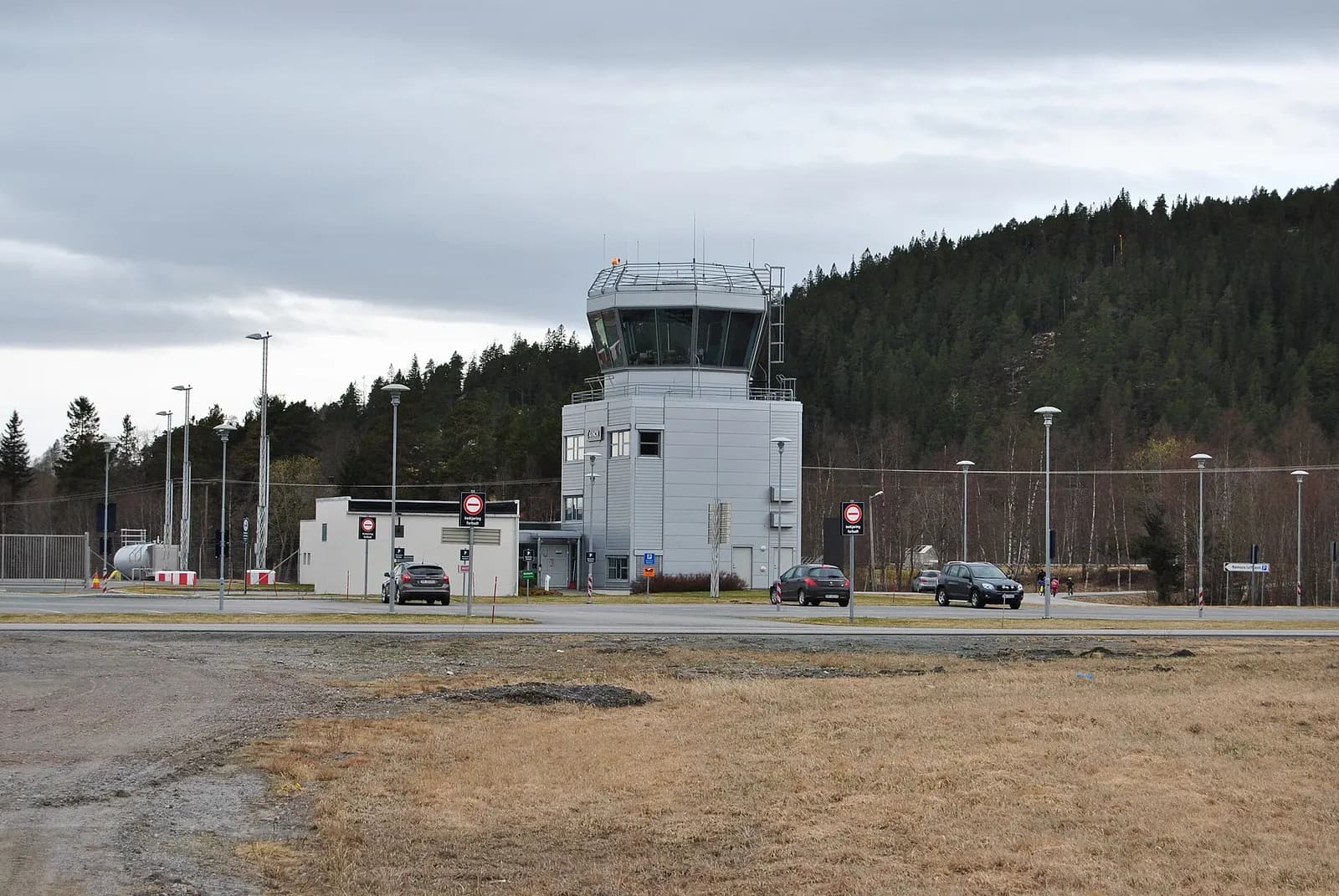 Namsos Airport terminal and apron context
