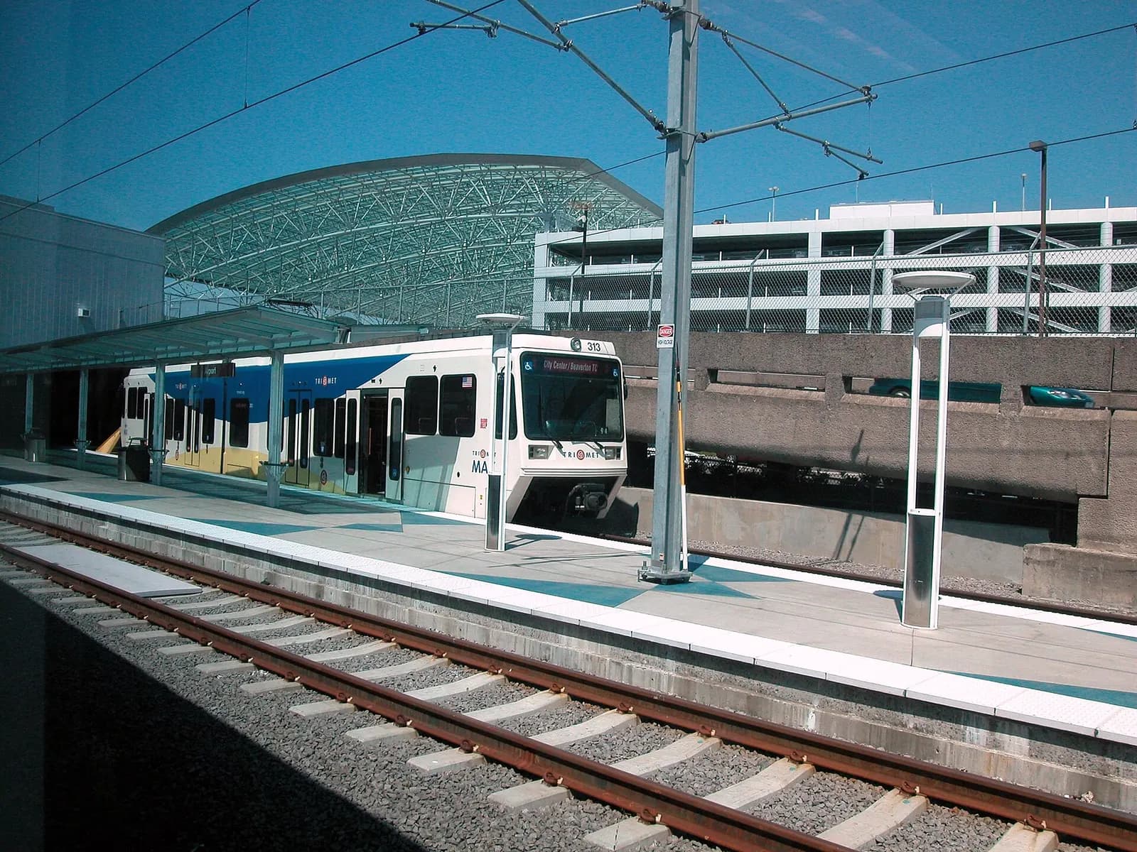 Portland Max - Airport Station